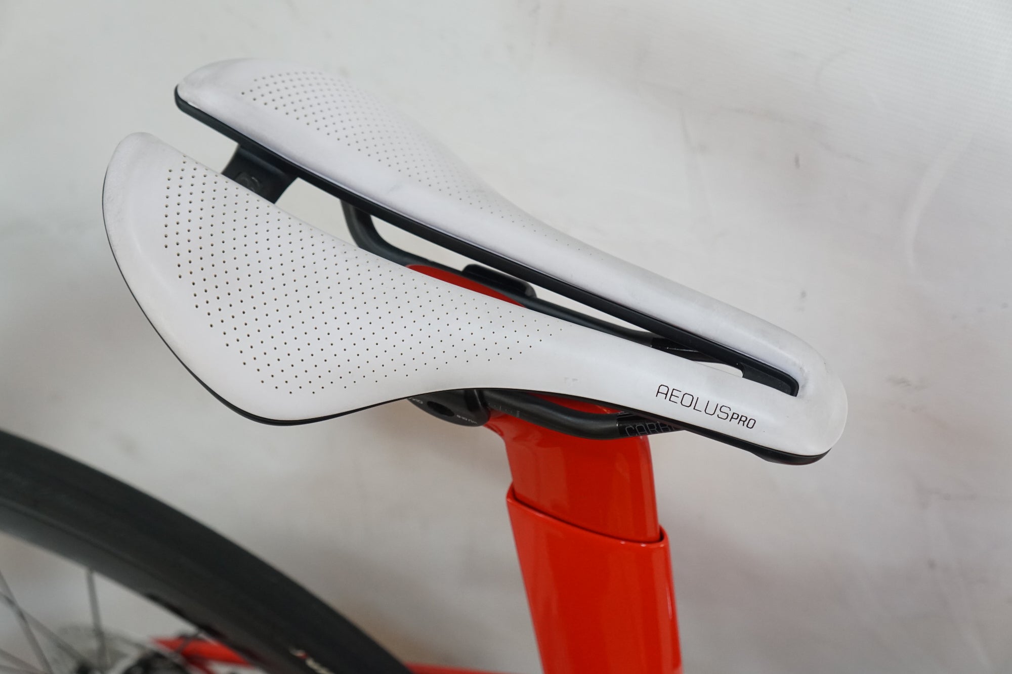 TREK 「トレック」 MADONE SLR7 DISC 2019年モデル ロードバイク / バイチャリ浦和ベース