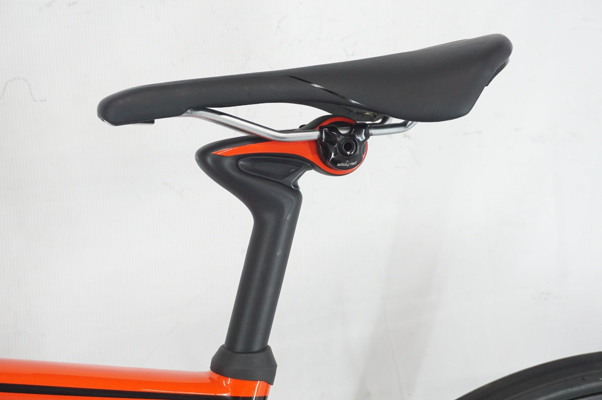 SPECIALIZED 「スペシャライズド」 ROUBAIX DISC ELITE 2017年モデル ロードバイク / 阪急塚口店