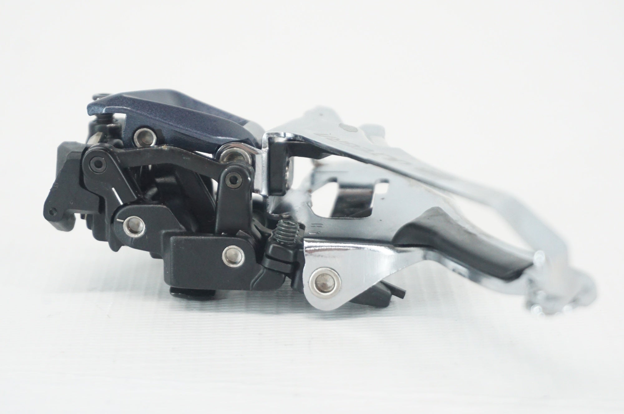 SHIMANO 「シマノ」 ULTEGRA FD-R8000 フロントディレイラー / 阪急