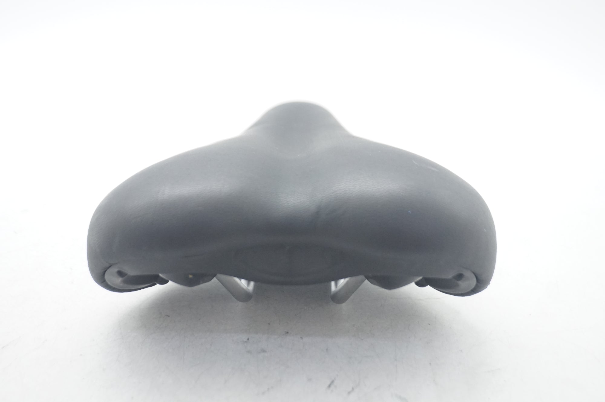 BD-1 「ビーディーワン」 サドル / 大阪門真店