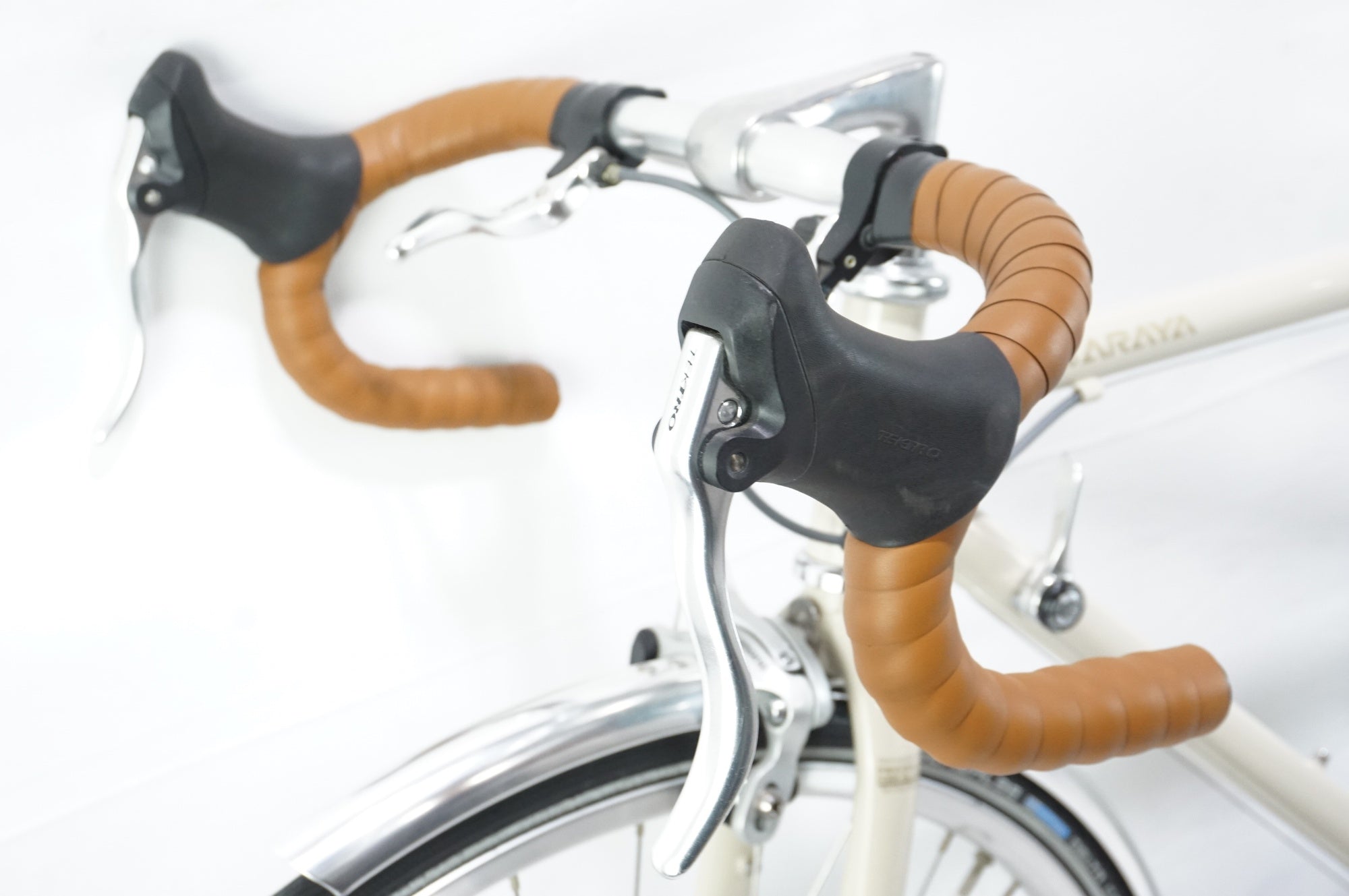 ARAYA 「アラヤ」 DIAGONALE 2015年モデル ロードバイク / 中目黒店