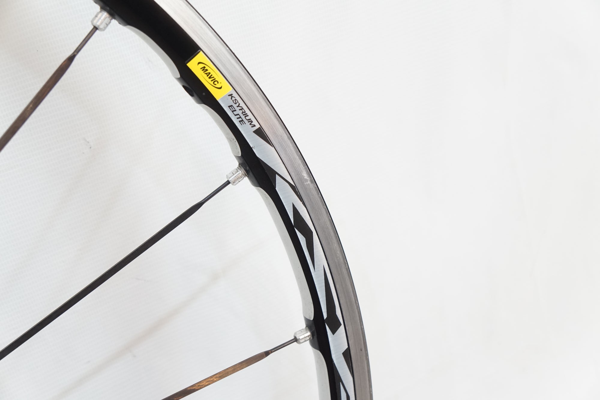 Mavic Ksyrium Elite S ホイールセット 11s GuXELYpLYxf8hLFCJIfhheLLEjzozM