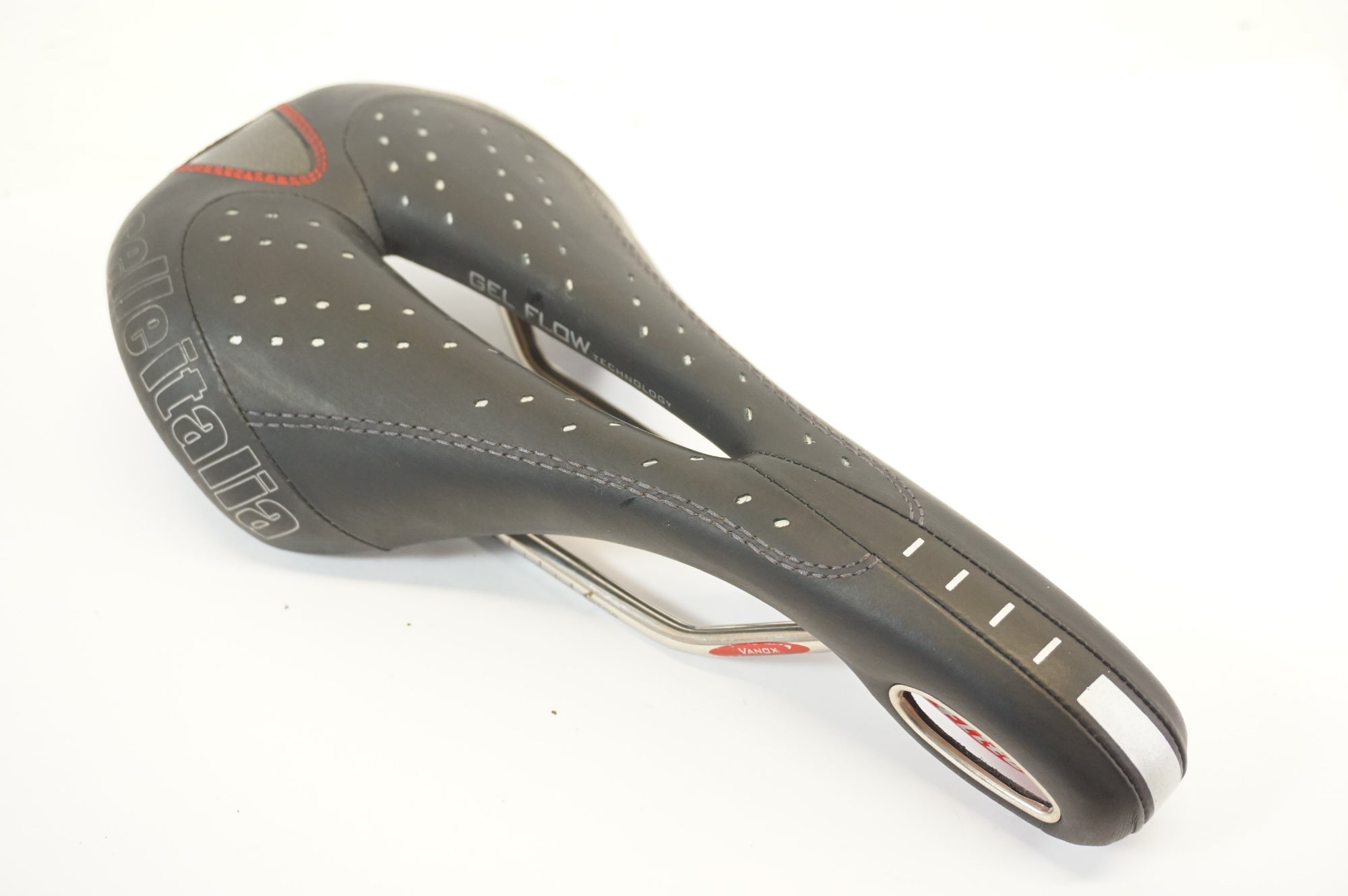 SELLE ITALIA 「セライタリア」 FLITE GEL FLOW サドル / 宇都宮店