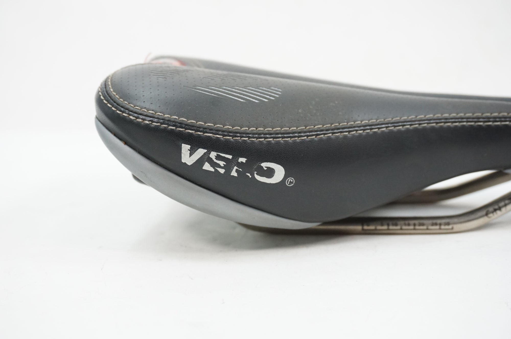 VELO 「ベロ」 PRONTO SL Z1 サドル / 川越店