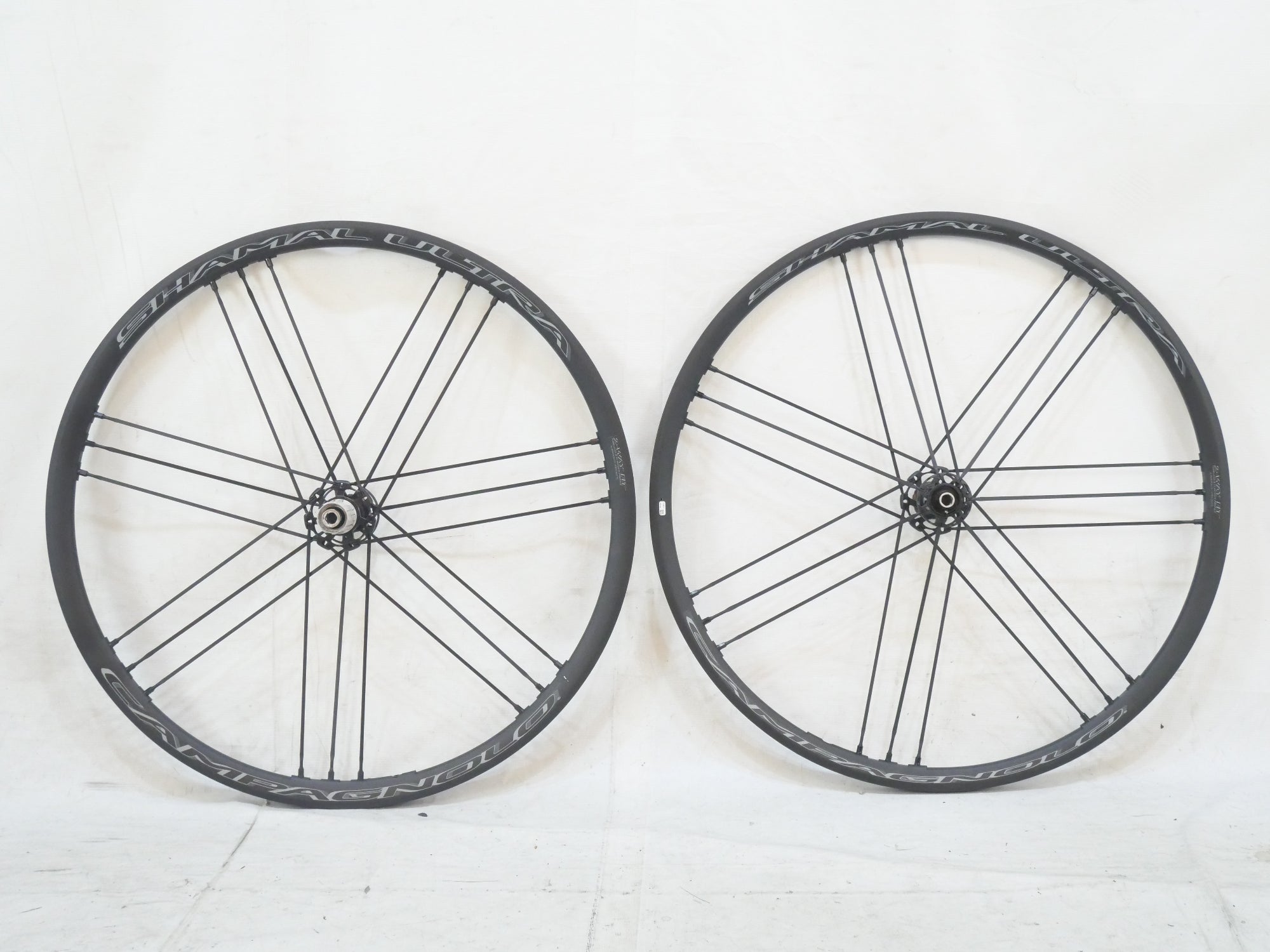 CAMPAGNOLO 「カンパニョーロ」 SHAMAL ULTRA DISC シマノ11速 ホイールセット / バイチャリ浦和ベース
