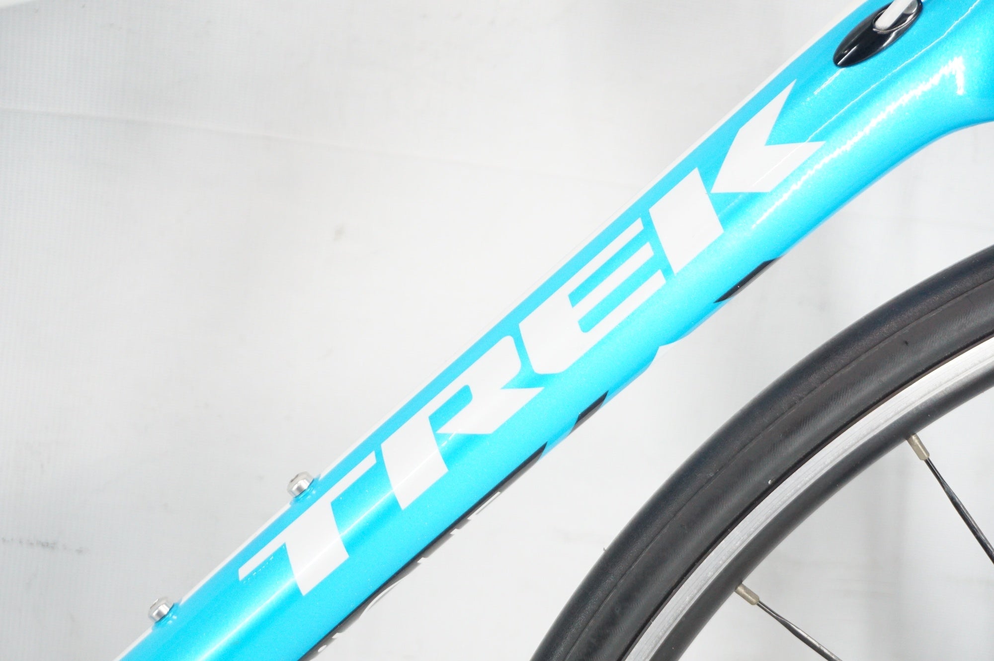 TREK 「トレック」 SILQUE 2015年モデル ロードバイク TREK 「トレック」 SILQUE C 2015年モデル ロードバイク / 阪急塚口店