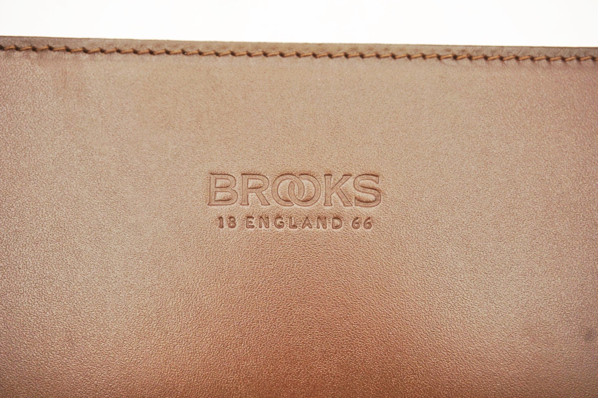 BROOKS 「ブルックス」 D-SHAPED TOOL BAG バッグ / 有明ガーデン店