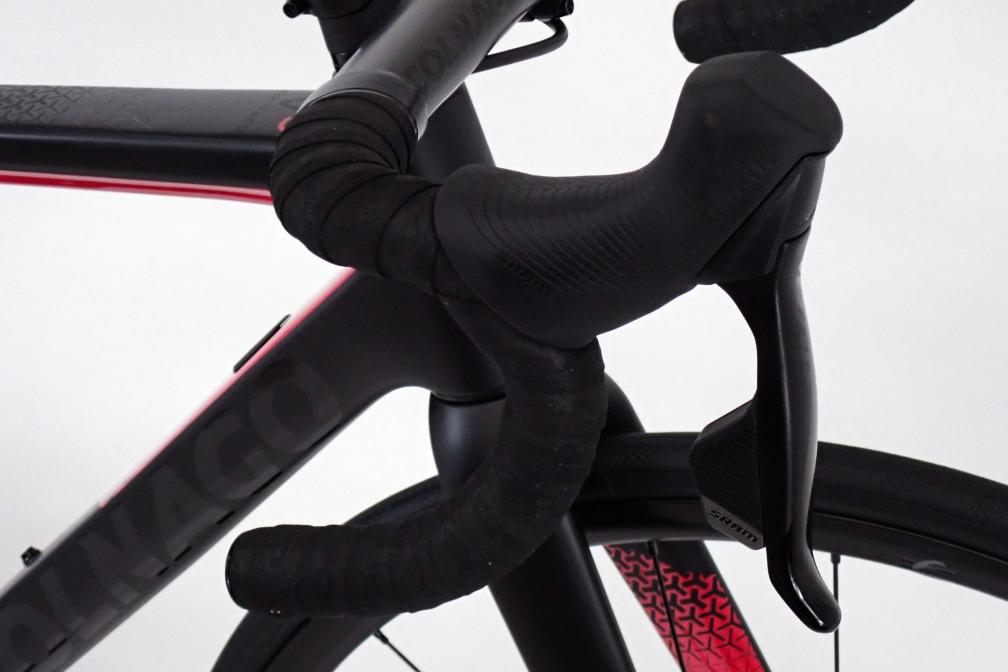 COLNAGO 「コルナゴ」 V3 DISC RIVAL AXS 2023年モデルロードバイク / 伊勢崎店