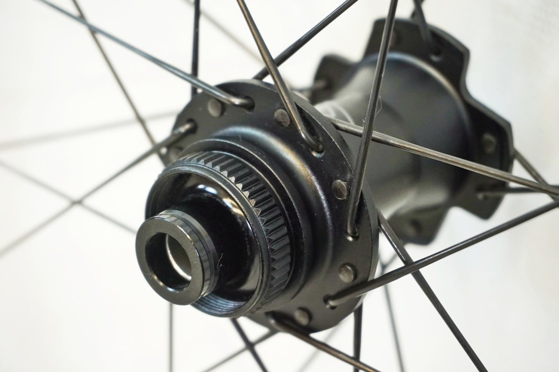 VELOMANN 「ベロマン」 PALLADIUM 33 DISC シマノ12S ホイールセット