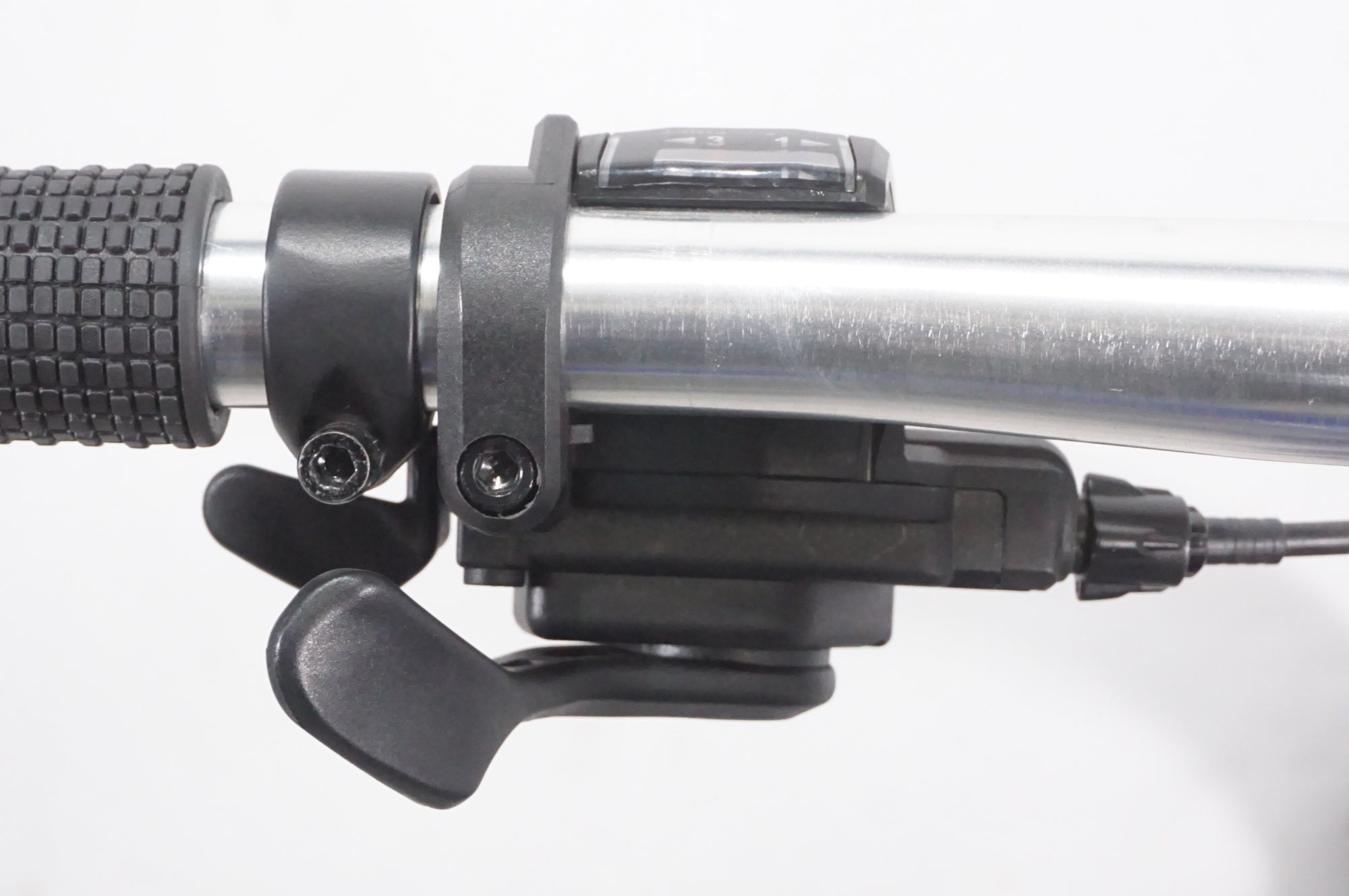 GIANT 「ジャイアント」 ESCAPE R3 MS 2022年モデル クロスバイク / AKIBA店