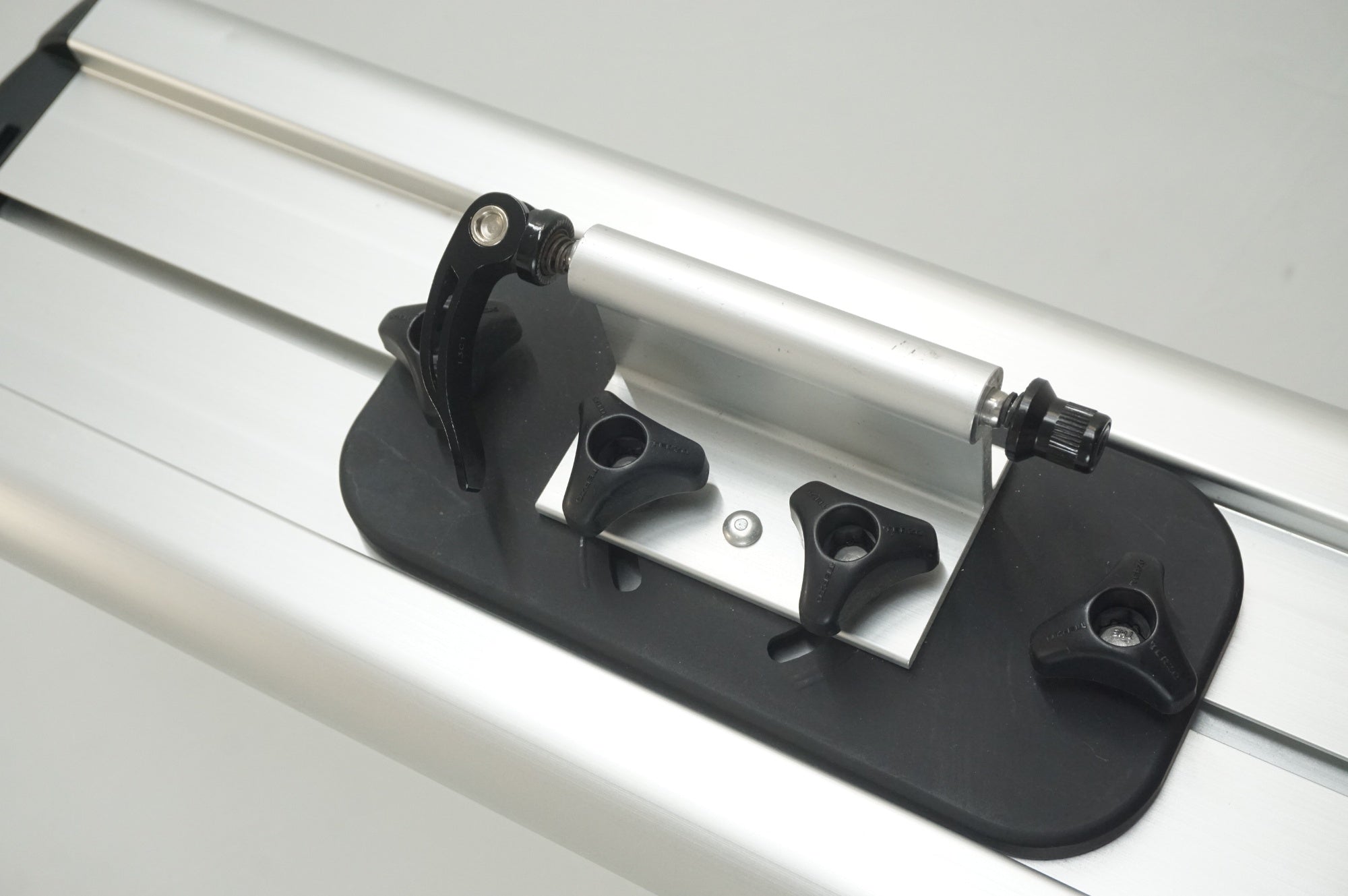 TERZO 「テルッツォ」 EC23M サイクルスタンド / 福岡店