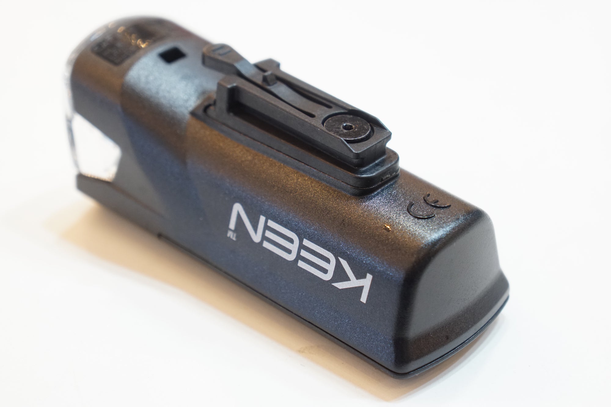 CATEYE 「キャットアイ」 KEEN HL-EL370 フロントライト / バイチャリ浦和ベース