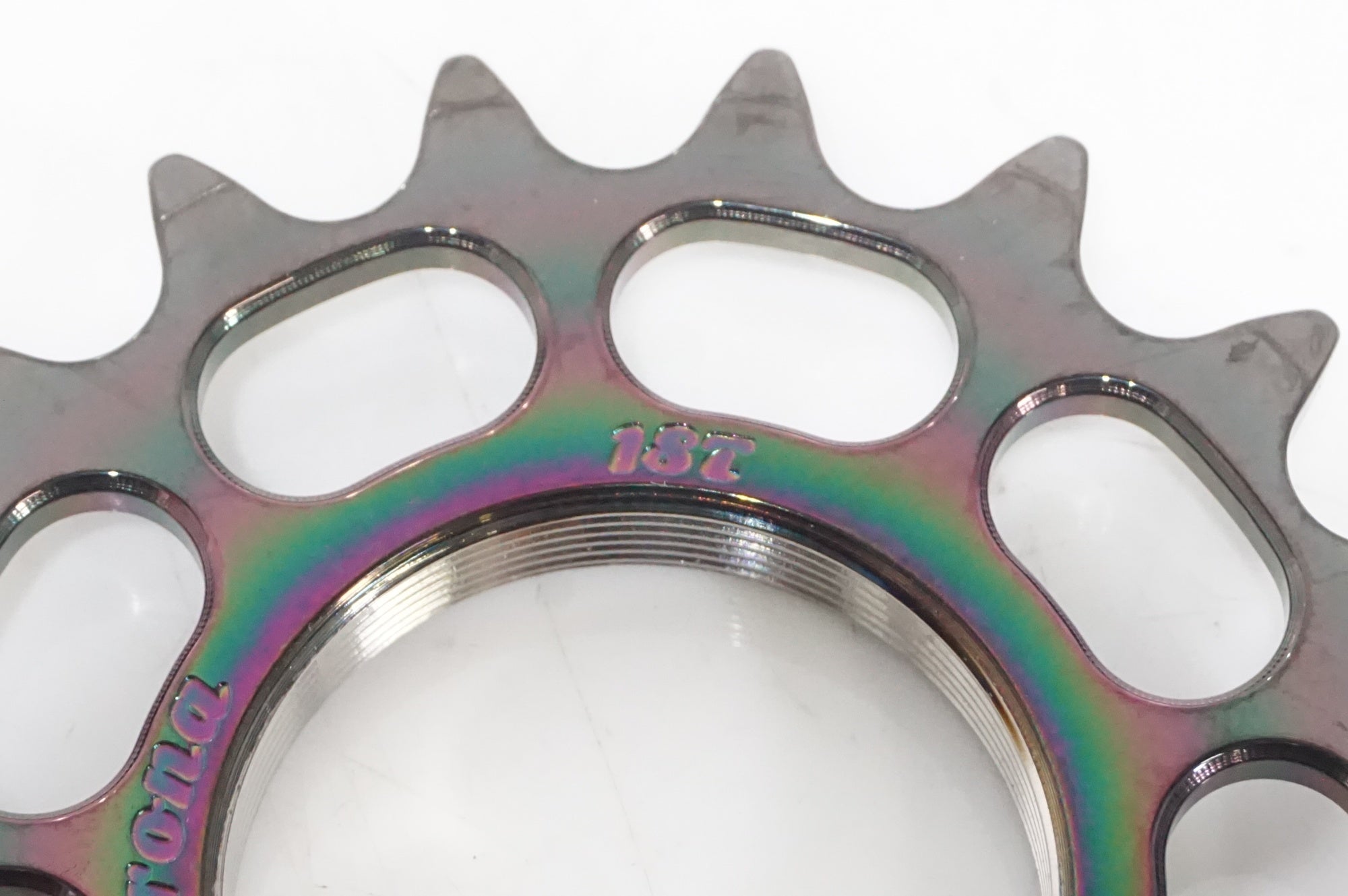 NOVACORONA 「ノバコローナ」 チタン 18T コグ / AKIBA店