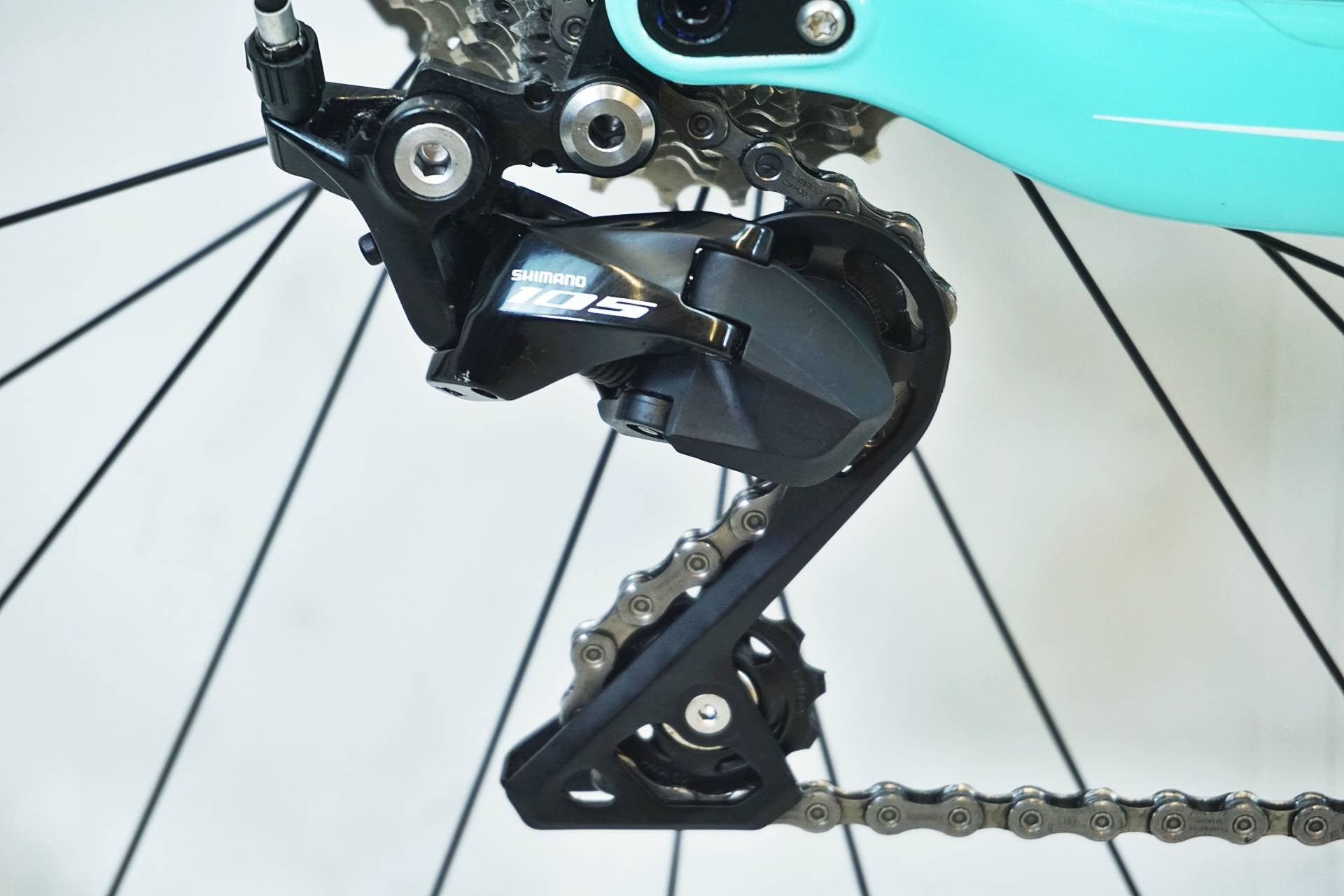 Bianchi ロードバイク ブラックARIA DISC105 BIANCHI(ビアンキ) ARIA(アリア) 105 ロードバイク ブラック