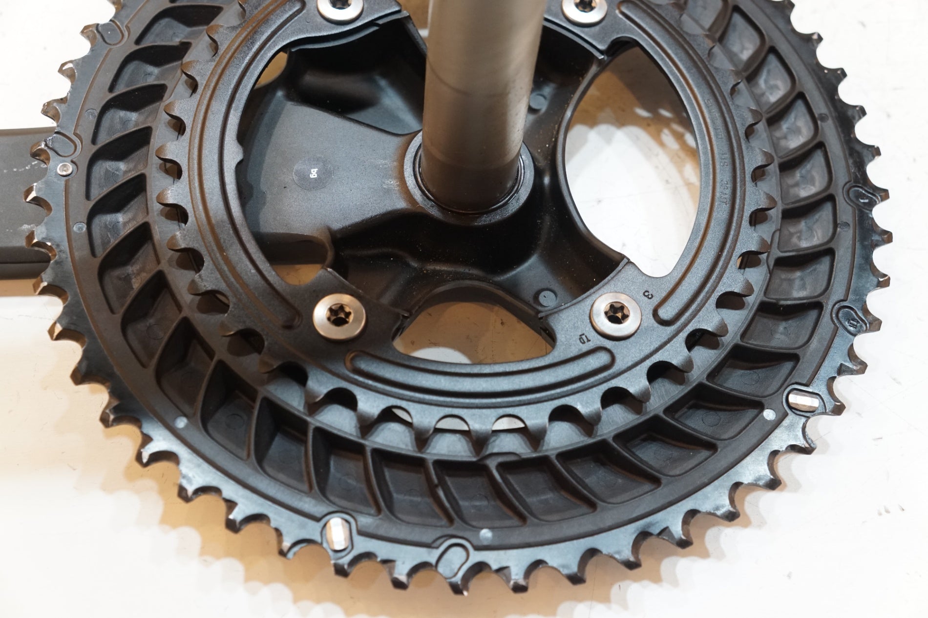 SHIMANO 「シマノ」 105 FC-R7000 165mm 52-36T クランク / バイチャリ浦和ベース