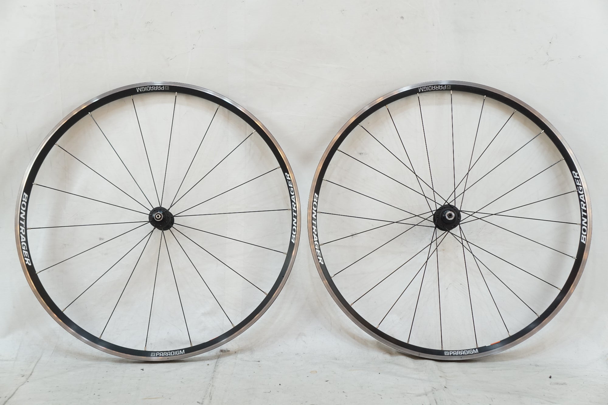 BONTRAGER 「ボントレガー」 PARADIGM TLR シマノ11速 ホイールセット / バイチャリ浦和ベース