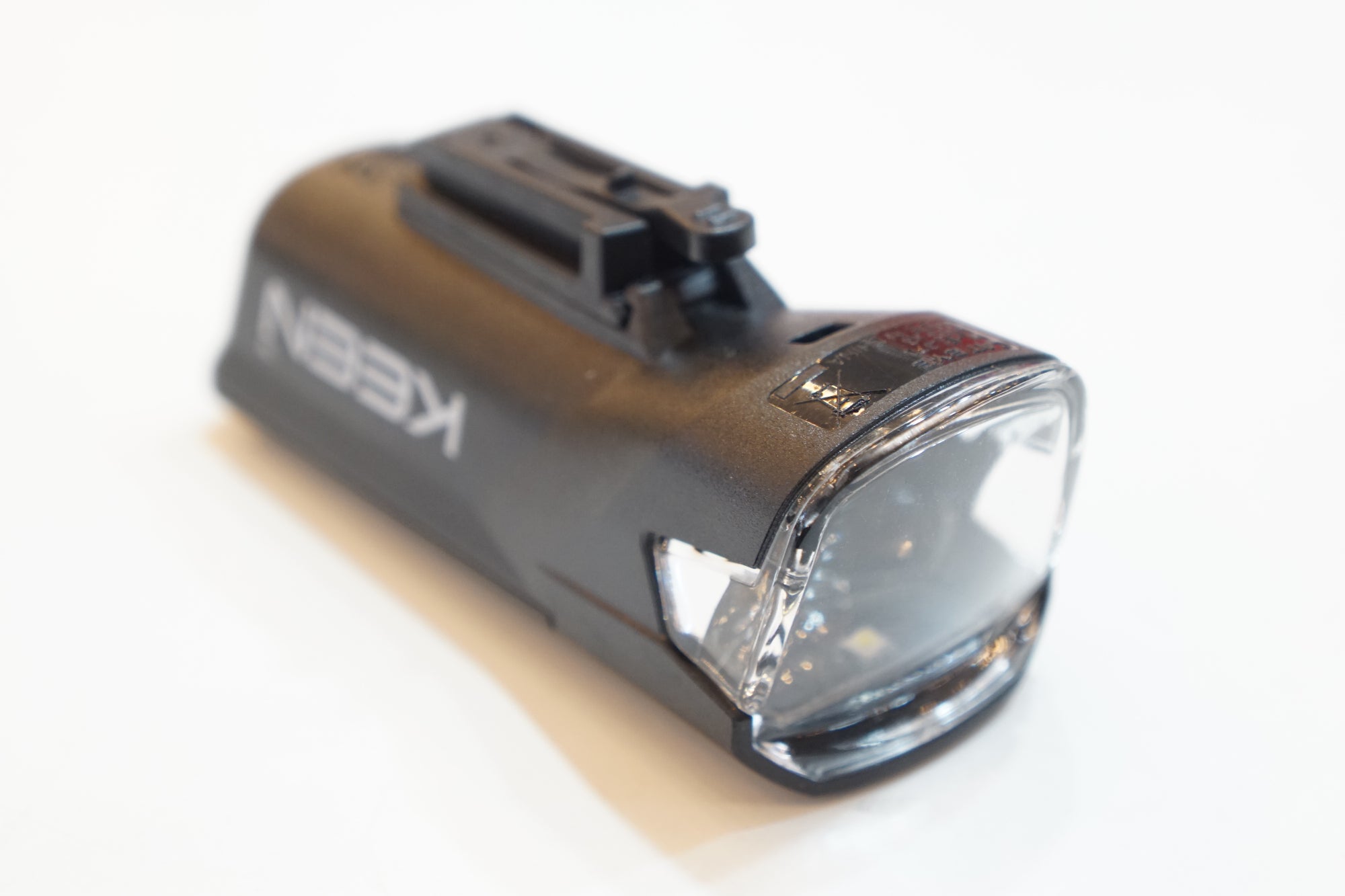 CATEYE 「キャットアイ」 KEEN HL-EL370 フロントライト / バイチャリ浦和ベース