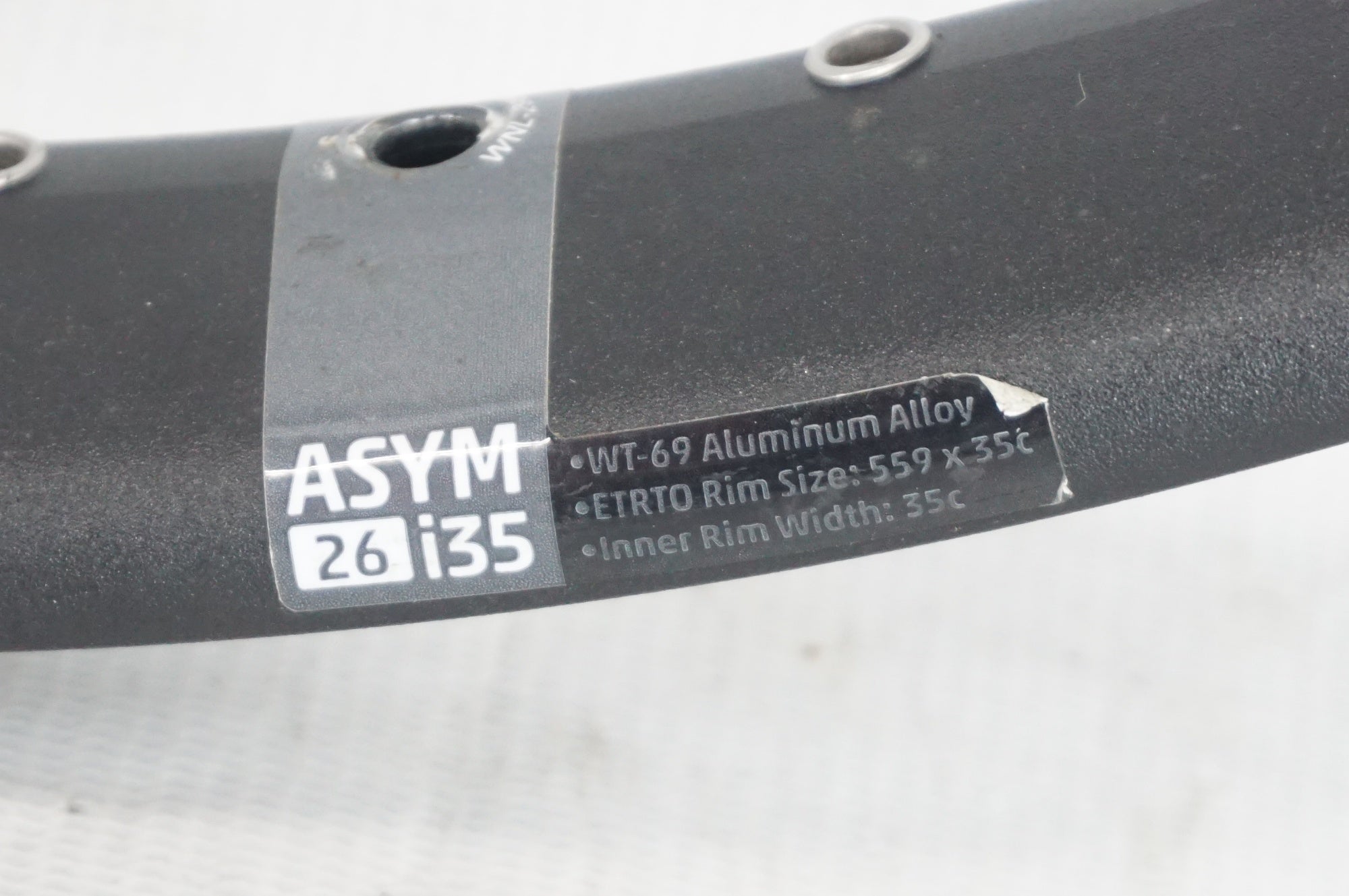 WTB 「ダブリューティービー」 ASYM i35 26 リムセット / 阪急塚口店