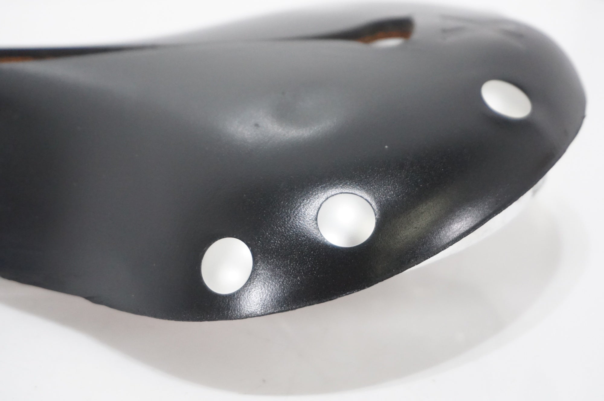 SELLE ANATOMICA 「セラ アナトミカ」 X2 サドル / AKIBA店