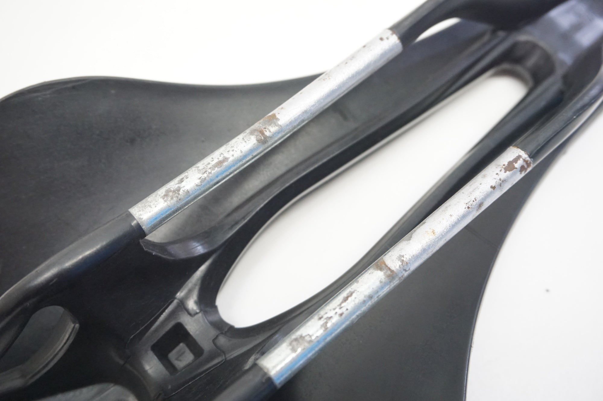 SELLE ITALIA 「セラ イタリア」 BOOST サドル / 福岡店