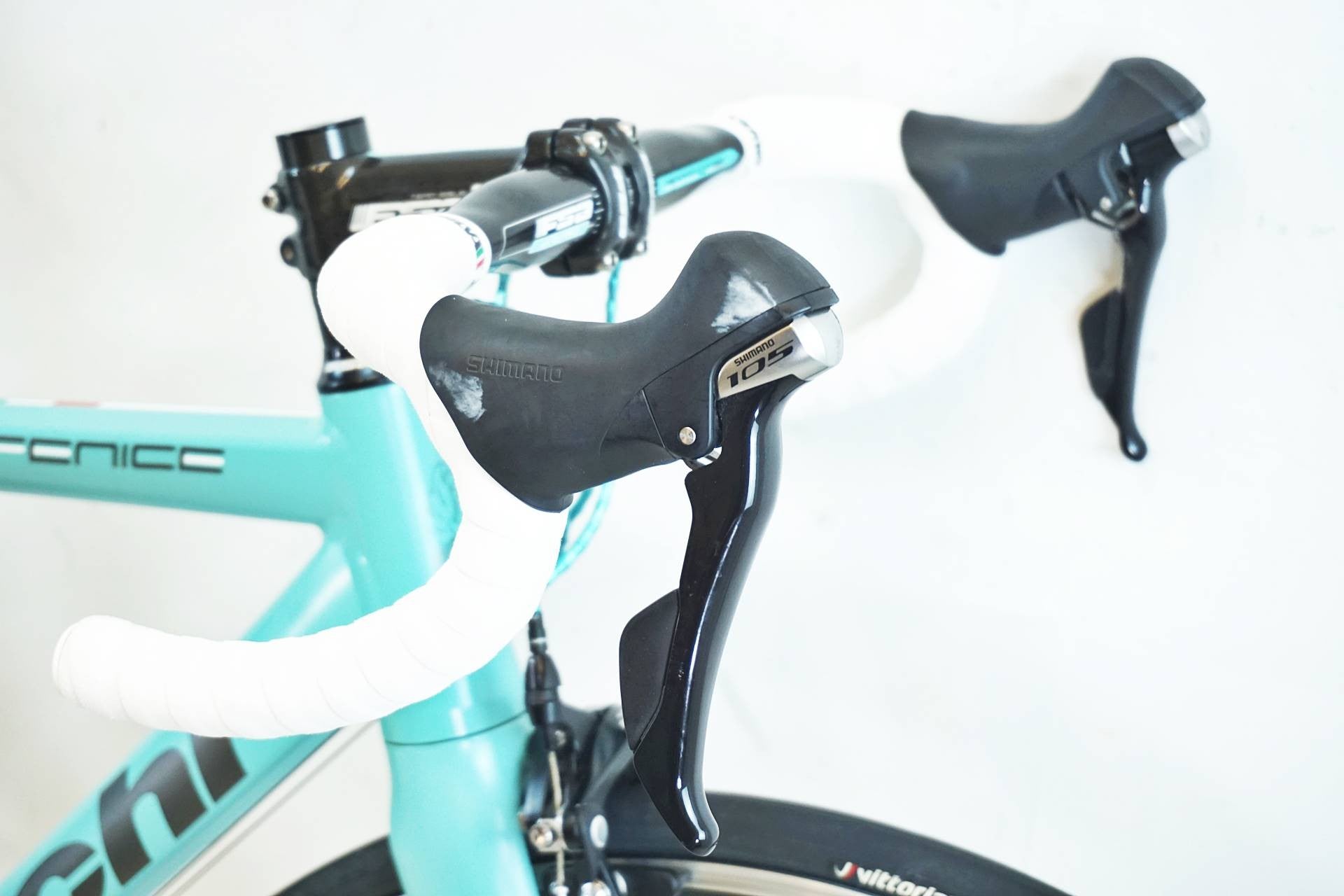 自転車本体 Bianchi FENICE 105 RACING ZERO C17 Bianchi FENICE 105 RACING ZERO C17 - メルカリ