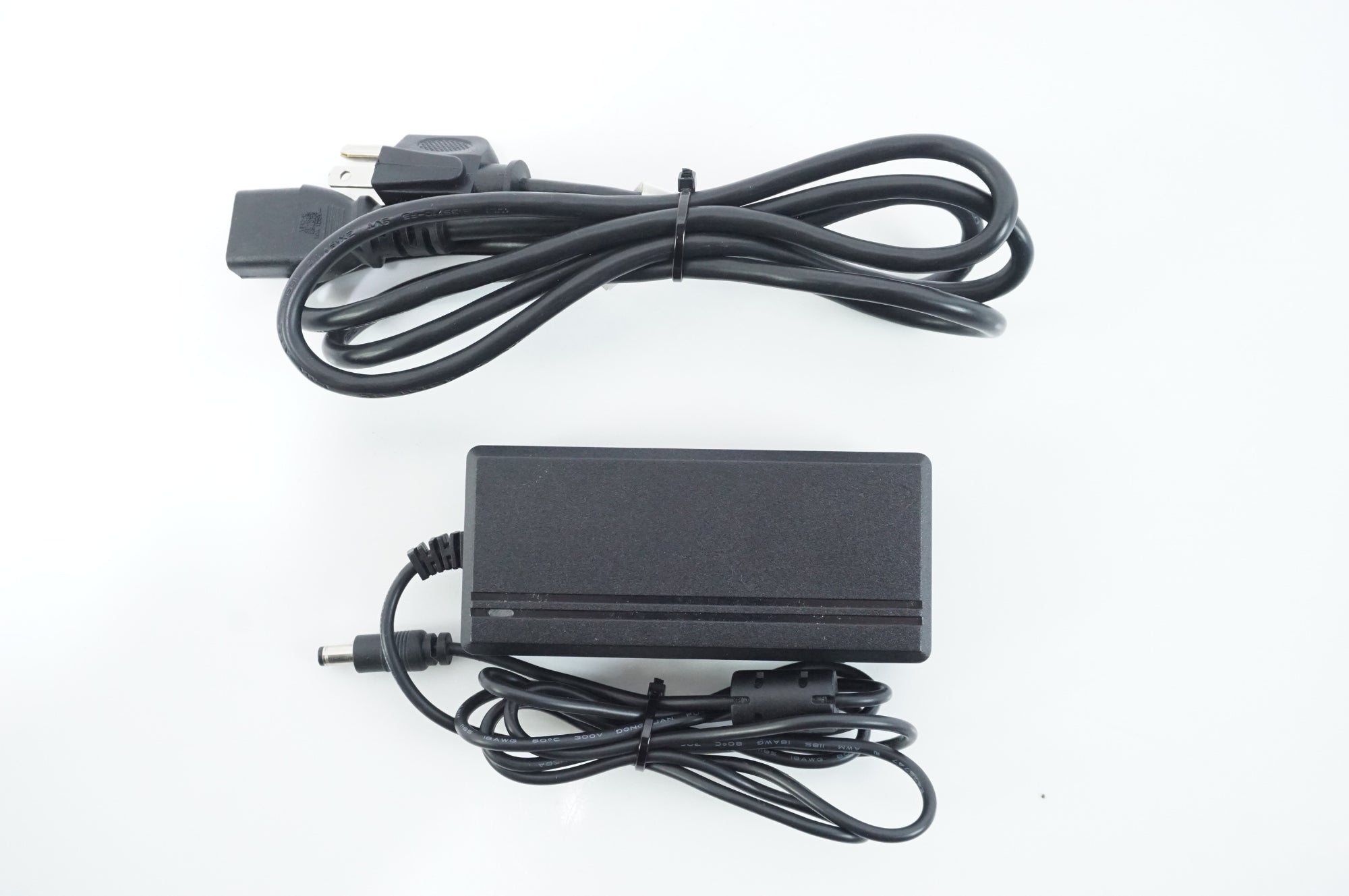 WAHOO 「ワフー」 KICKR V5 WF113 サイクルトレーナー / 中目黒店