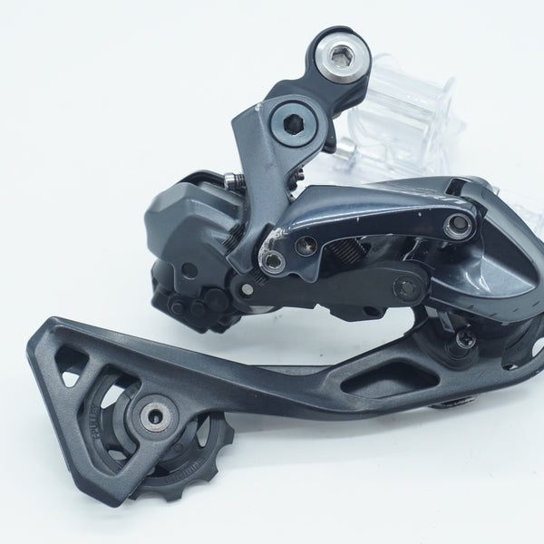 ULTEGRA Di2 リアディレーラー 2x12スピード