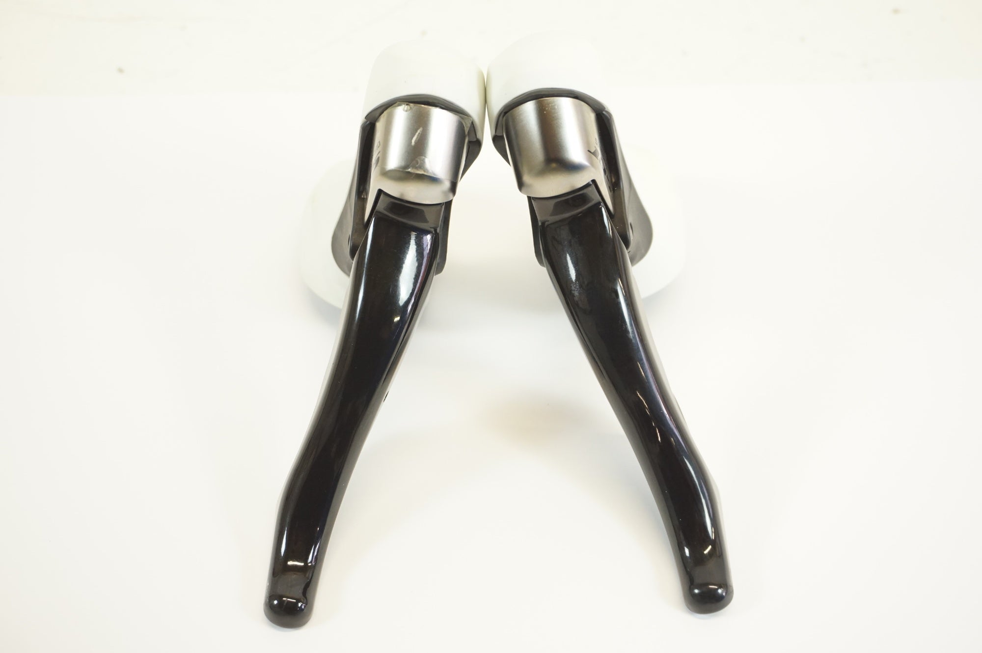 デュアルコントロールレバー ST-5700 105 2x10s シマノ SHIMANO 「シマノ」 105 ST-5700 デュアルコントロールレバー