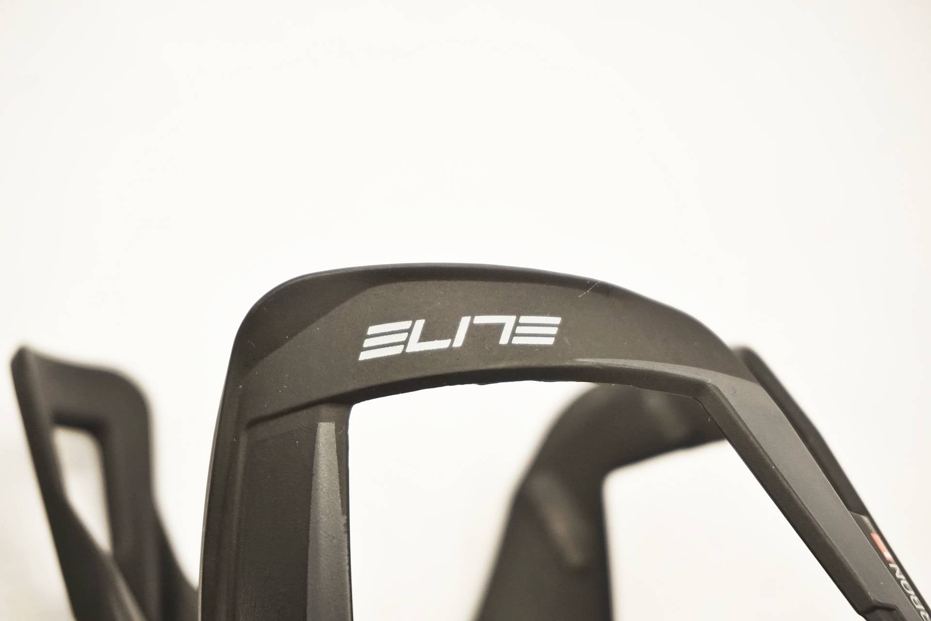 ELITE ボトルケージ ブラック・ホワイト VICO CARBON Amazon | ELITE(エリート) VICO(ヴィコ) ケージ(コンポジット