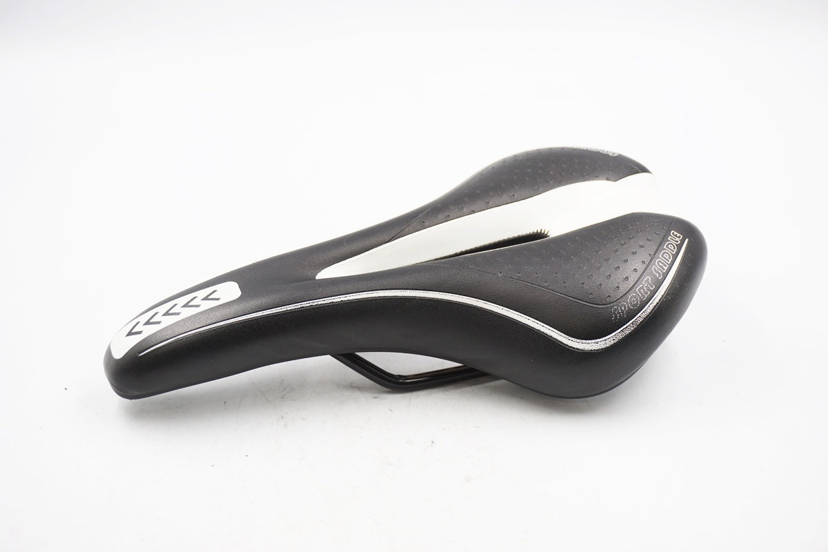 ブランド不明 スポーツサドル / 奈良店