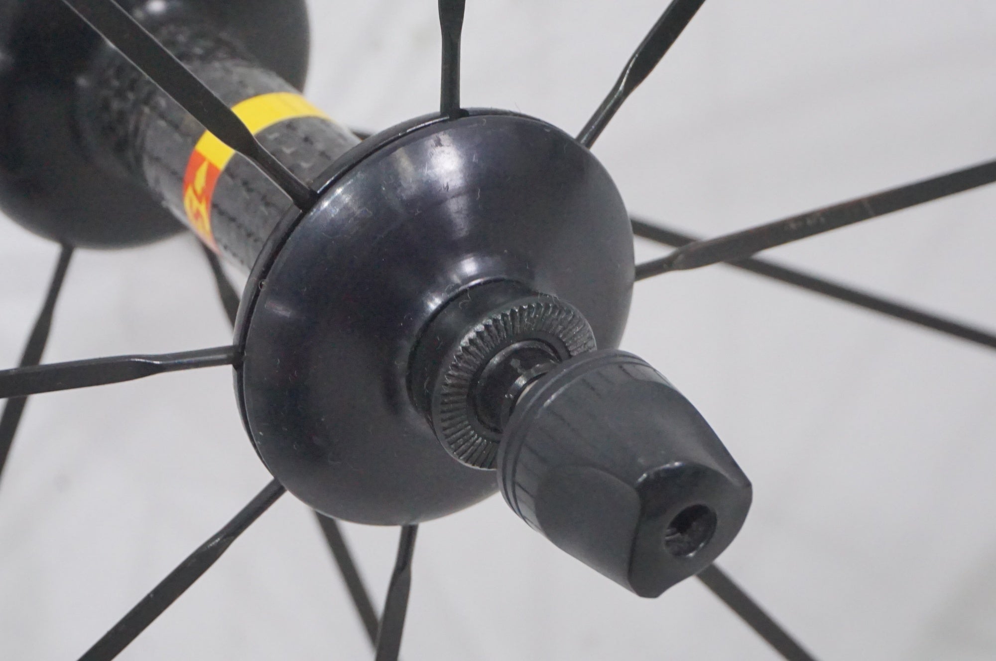MAVIC 「マヴィック」 COSMIC CARBONE 40 C シマノ11S ホイール