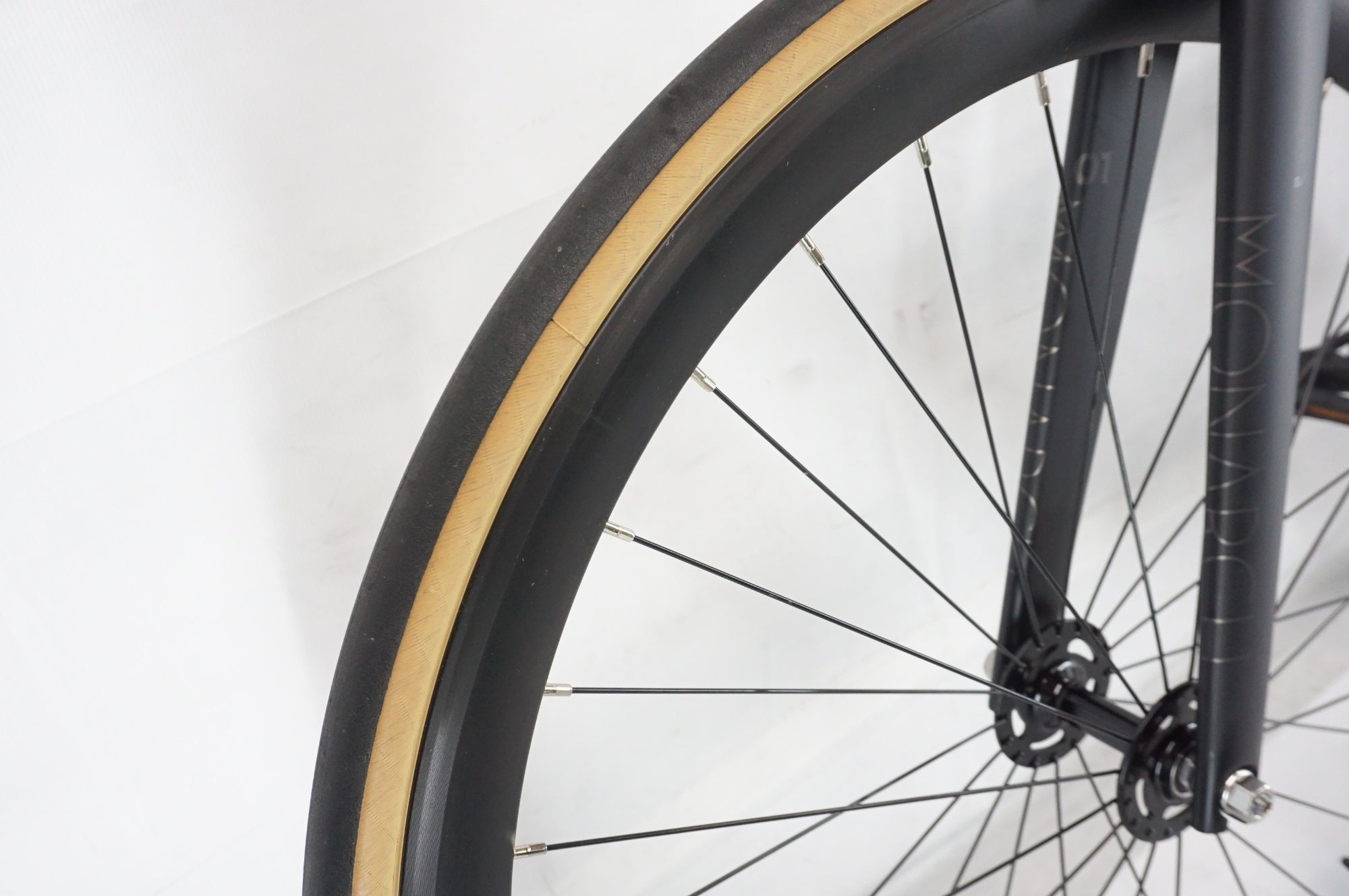 TYRANT BIKES 「タイラントバイク」 MONARCH 2024年モデル ピスト