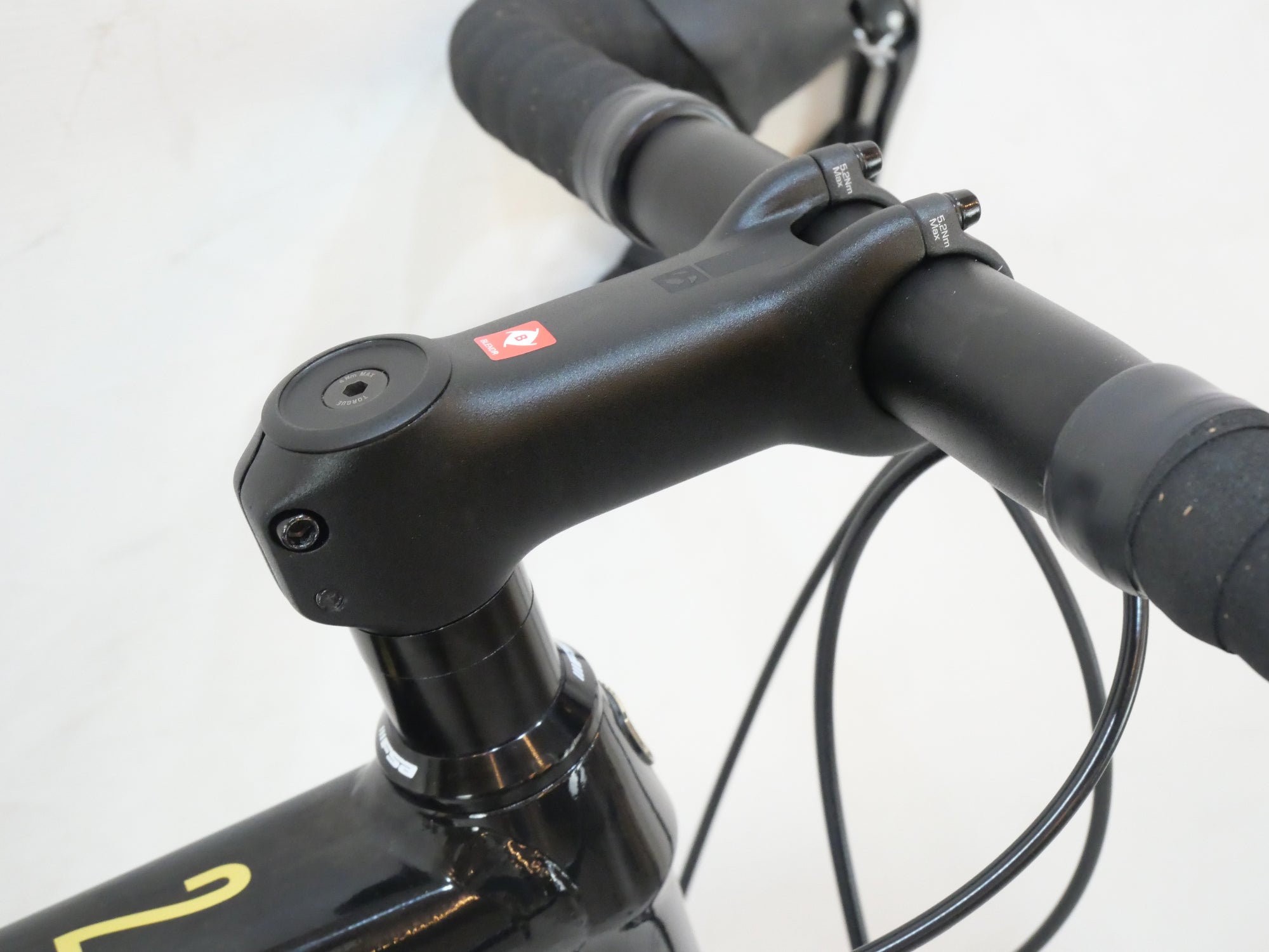 TREK 「トレック」 DOMANE AL2 2022年モデル ロードバイク / 名古屋大須店