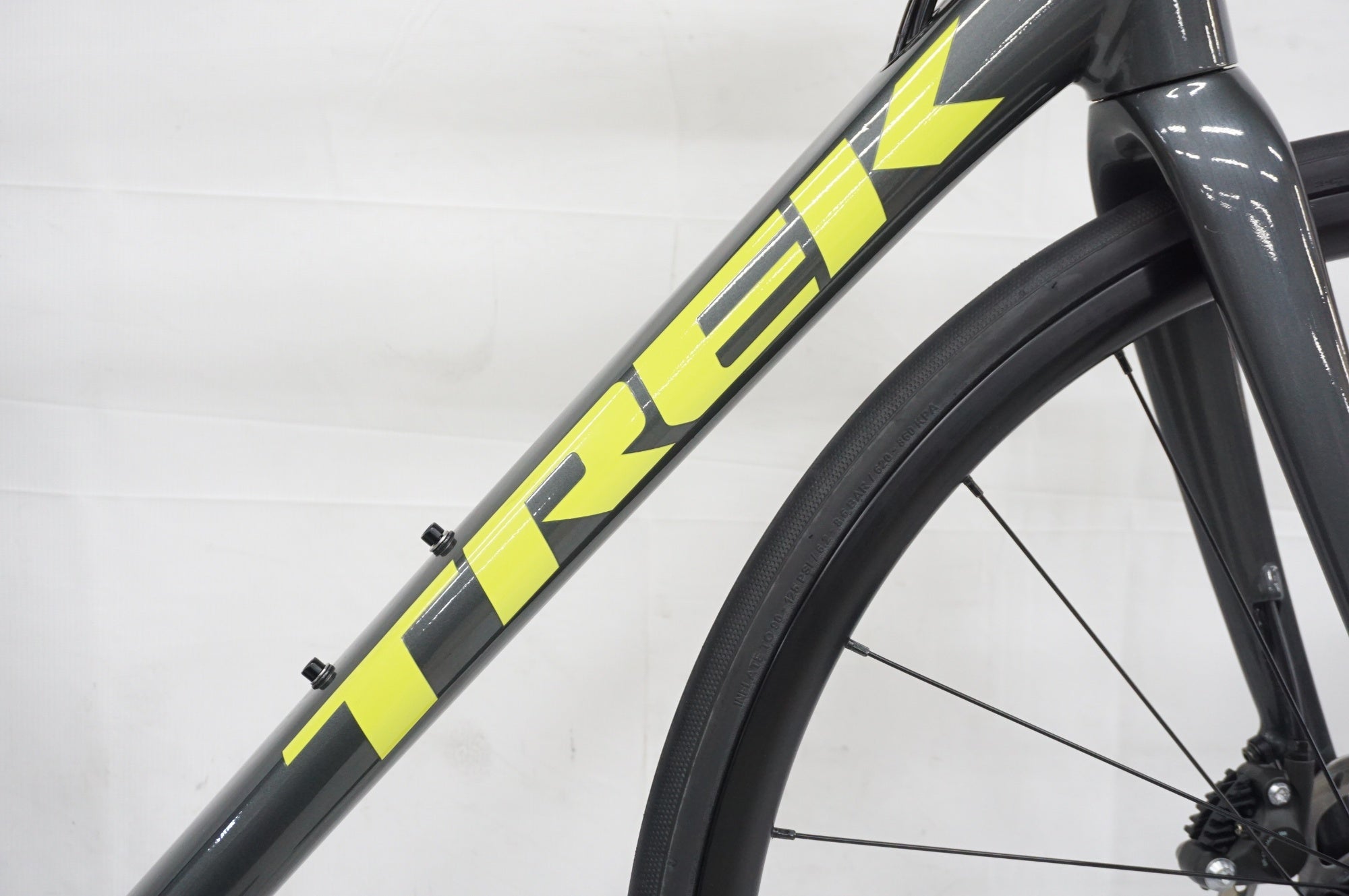 TREK 「トレック」 EMONDA ALR4 DISC 2021-2022年モデル ロードバイク / 阪急塚口店