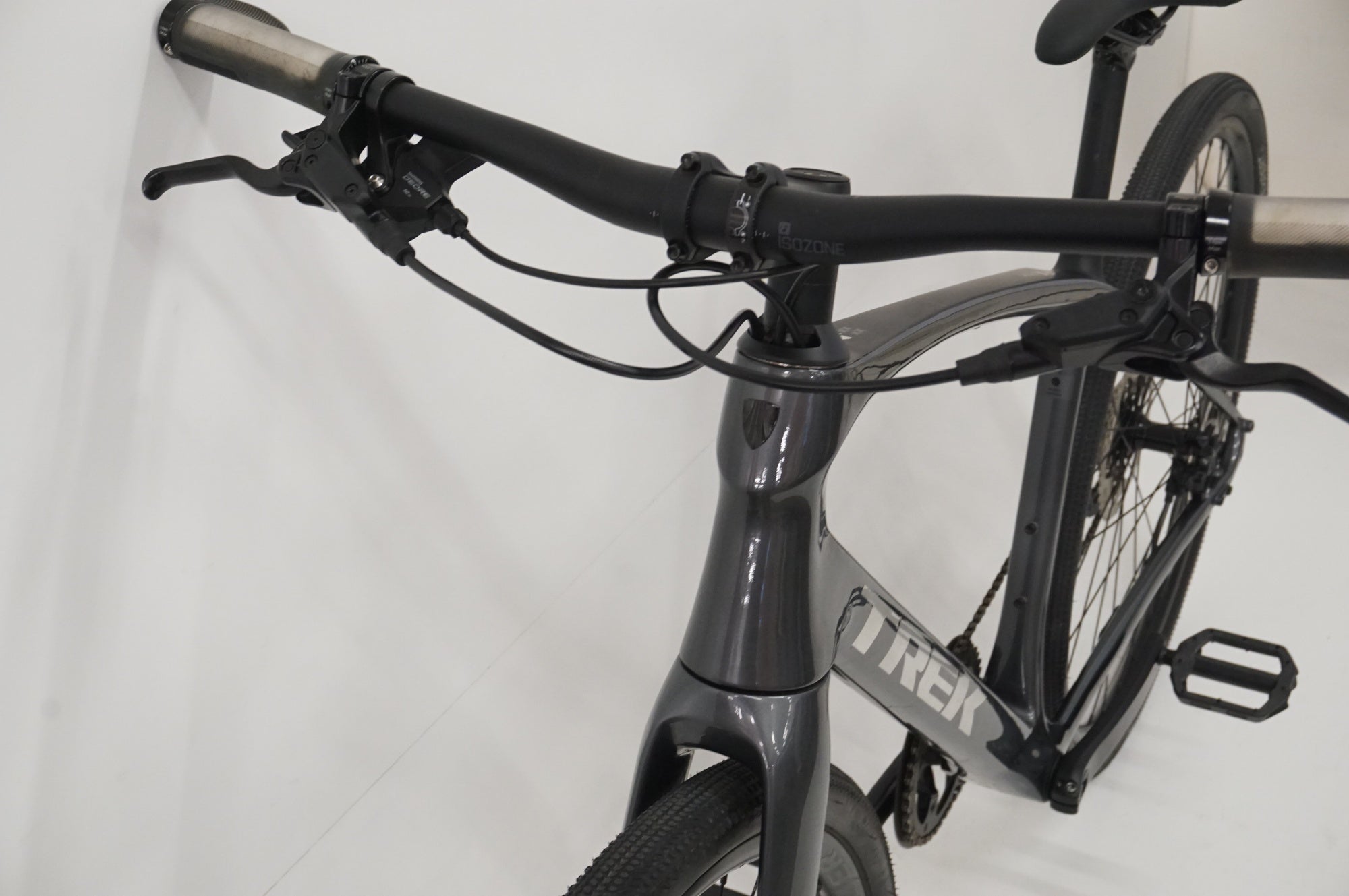 TREK 「トレック」 FX SPORT4 CARBON 2022-2024年モデル クロスバイク