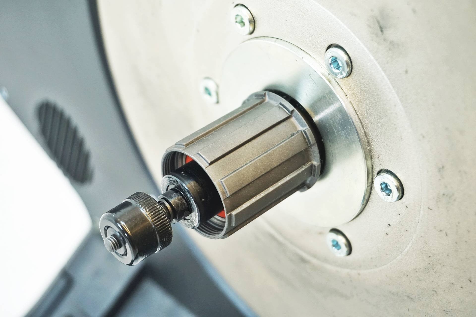 TACX 「タックス」 NEO 2 SMART T2850 スマートトレーナー / 有明ガーデン店