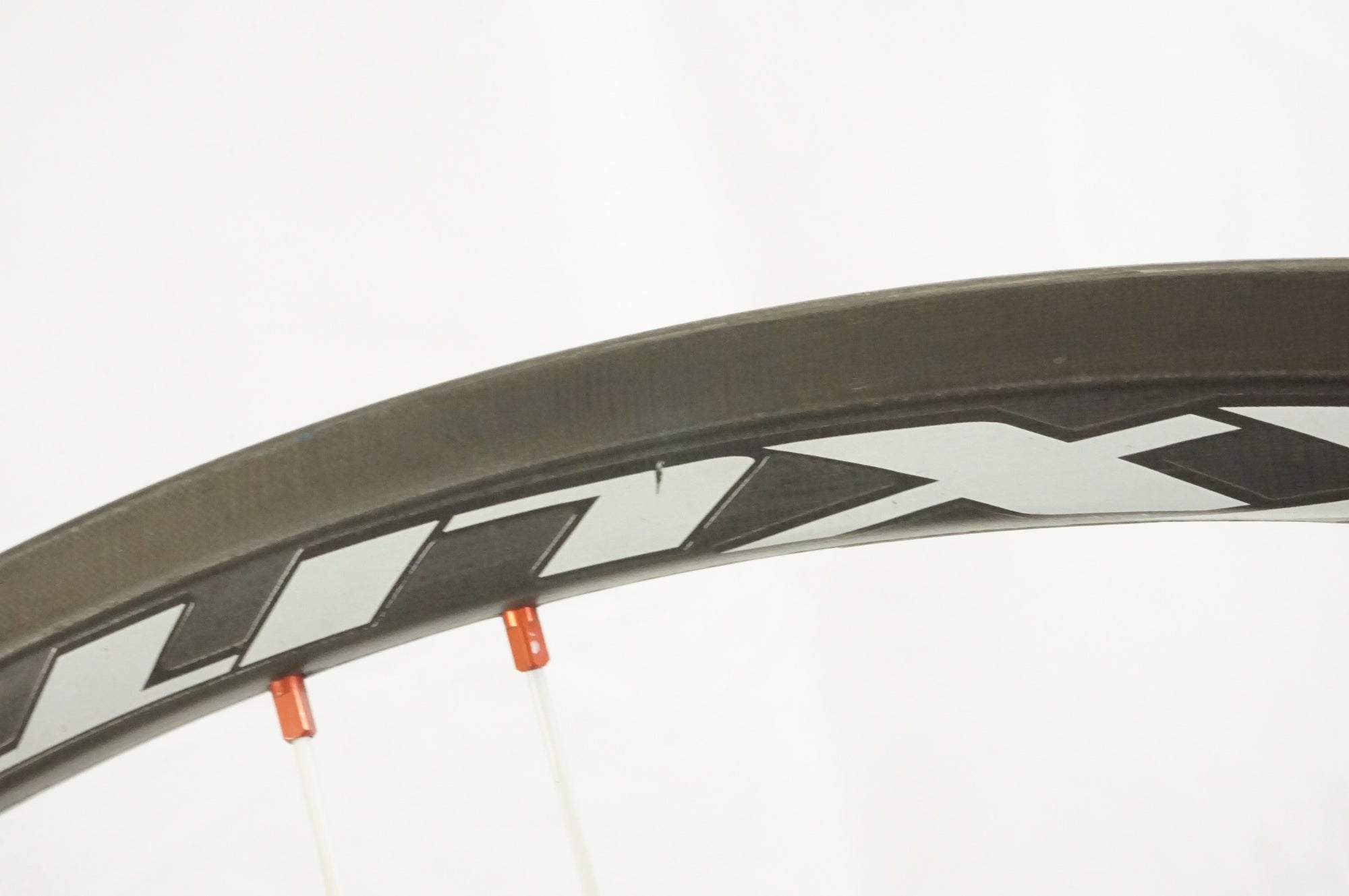 BONTRAGER 「ボントレガー」 AEOLUS ELITE 35 DISC TLR SHIMANO