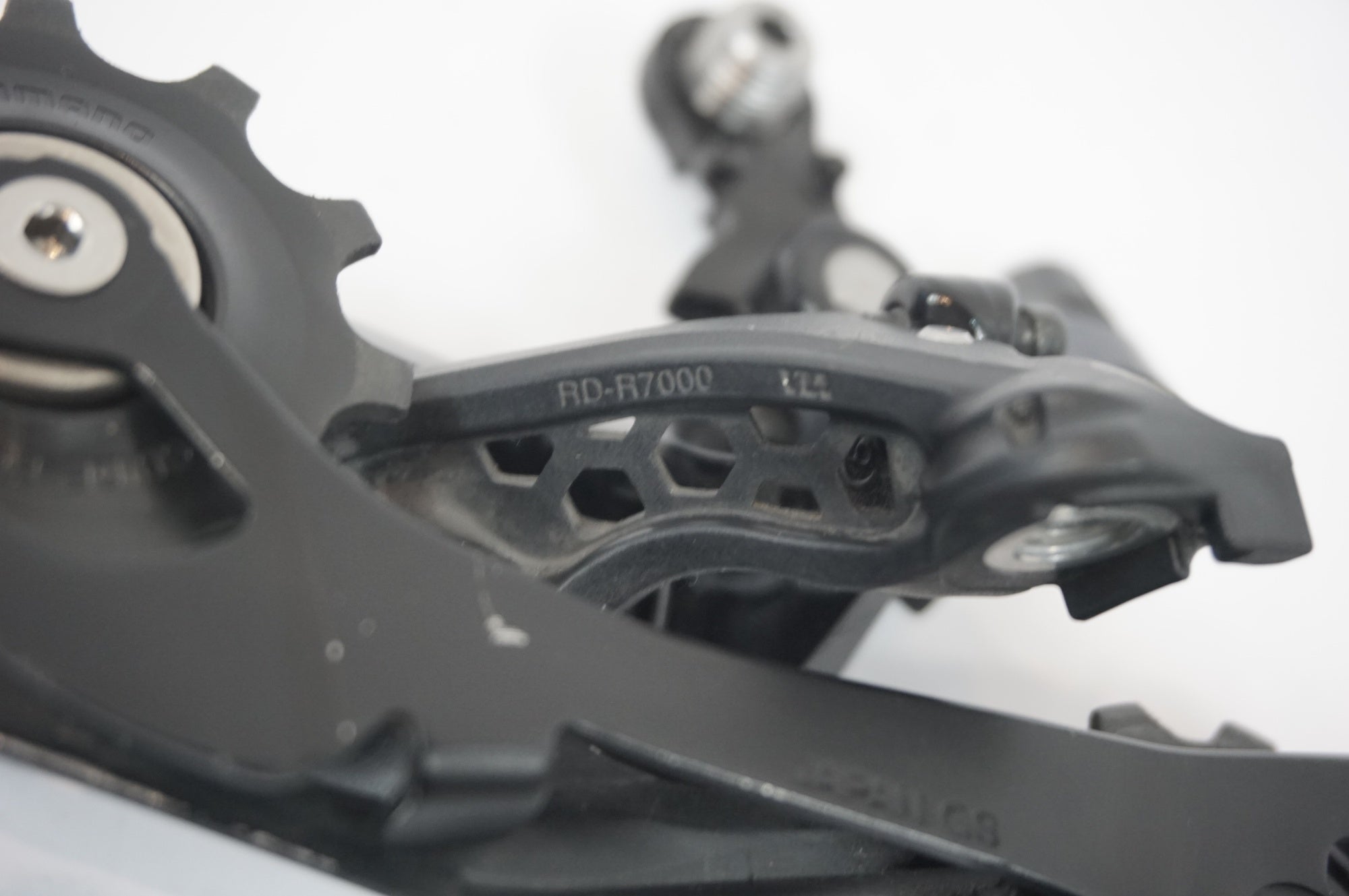 SHIMANO 「シマノ」 105 RD-R7000 リアディレイラー / 世田谷店
