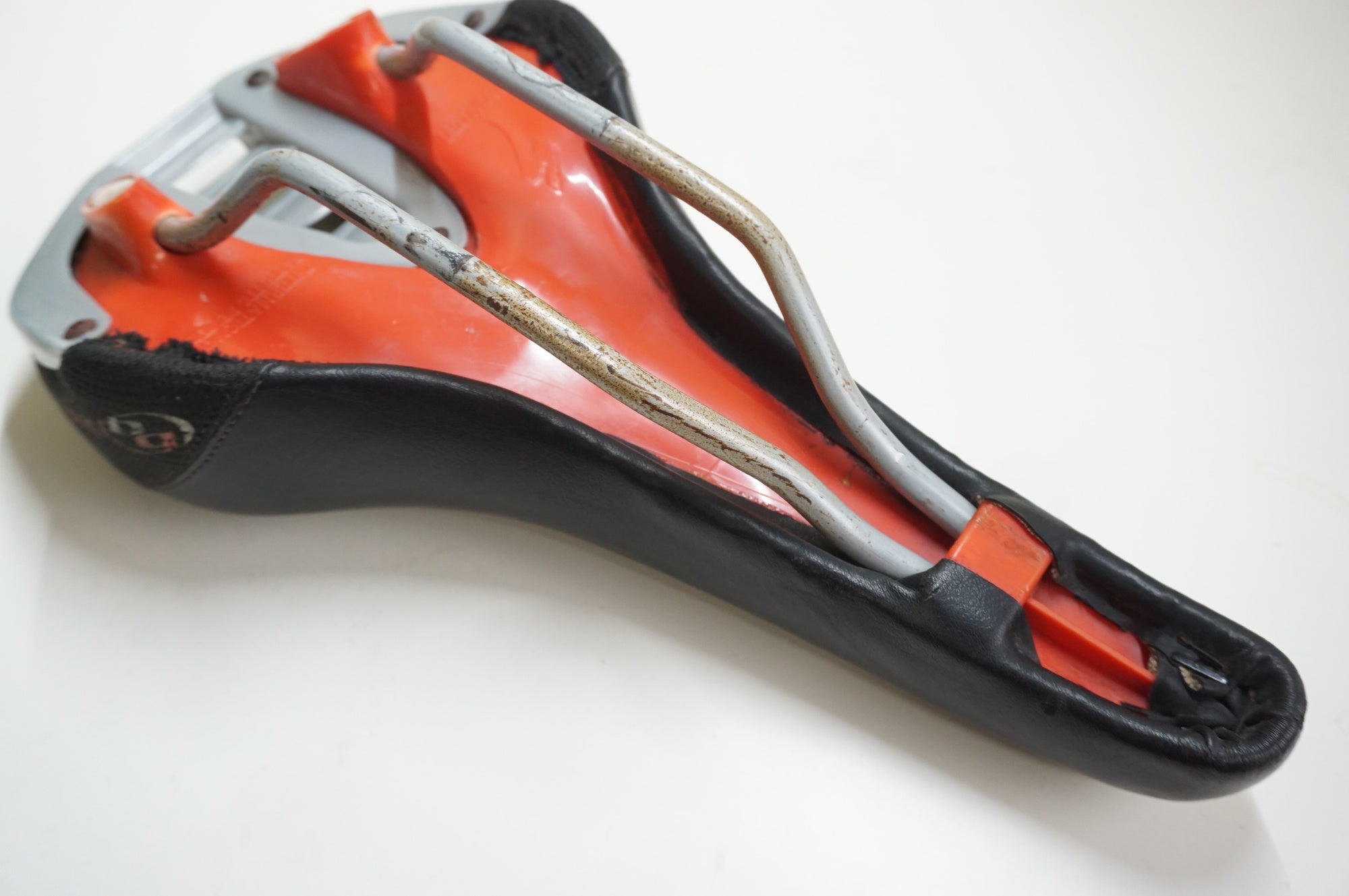 Specialized Body Geometry サドル 155mm SPECIALIZED 「スペシャライズド」 BODY GEOMETRY サドル / 大宮店