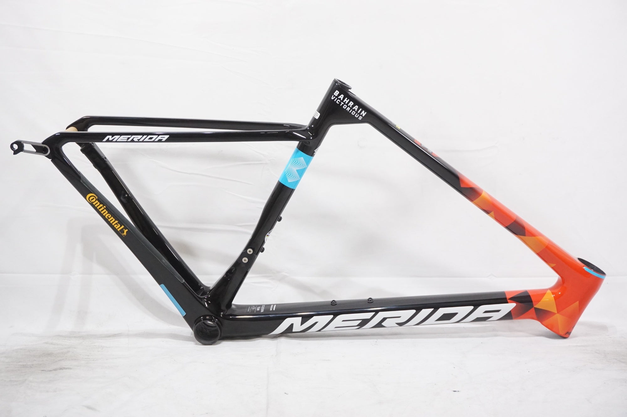 MERIDA 「メリダ」 SCULTURA TEAM 2022年モデル フレームセット