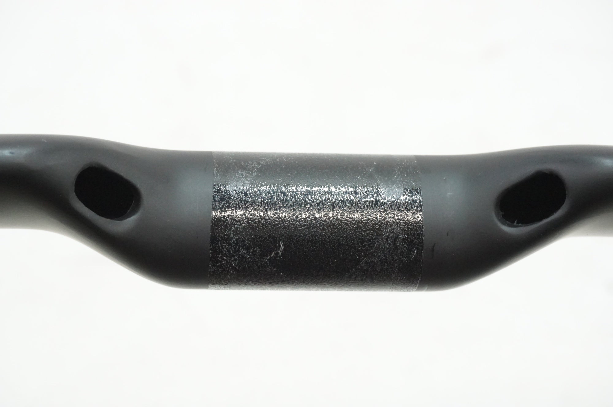 TNI 「ティーエヌアイ」 AEROFAST 400mm φ31.8  ハンドル / 大宮店