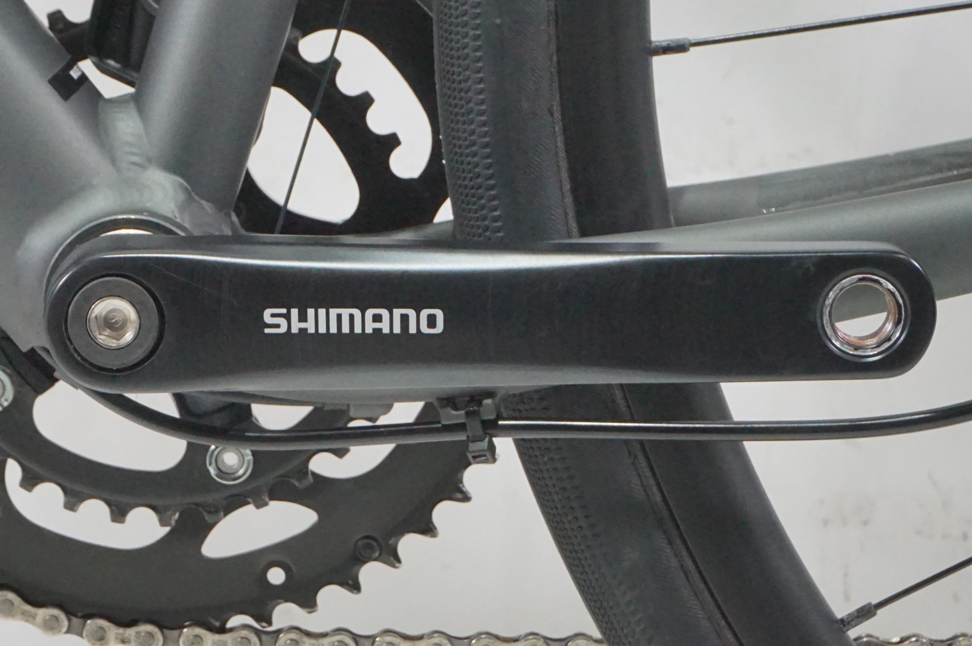 TREK 「トレック」 DOMANE AL 2 GEN 4 2025年モデル ロード