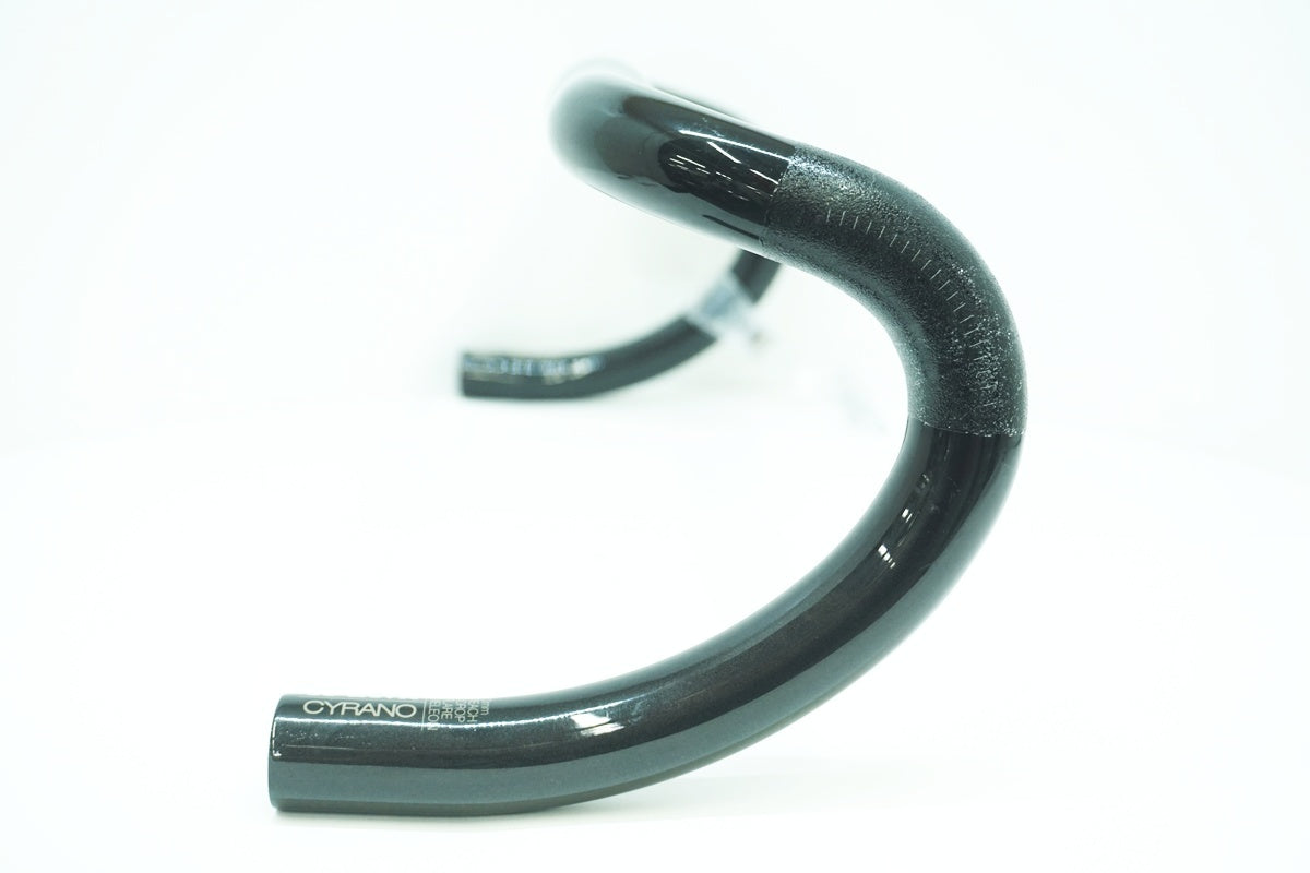 FIZIK 「フィジーク」 CYRANO R1 Φ31.8 400mm ハンドル / 大阪美原北インター店