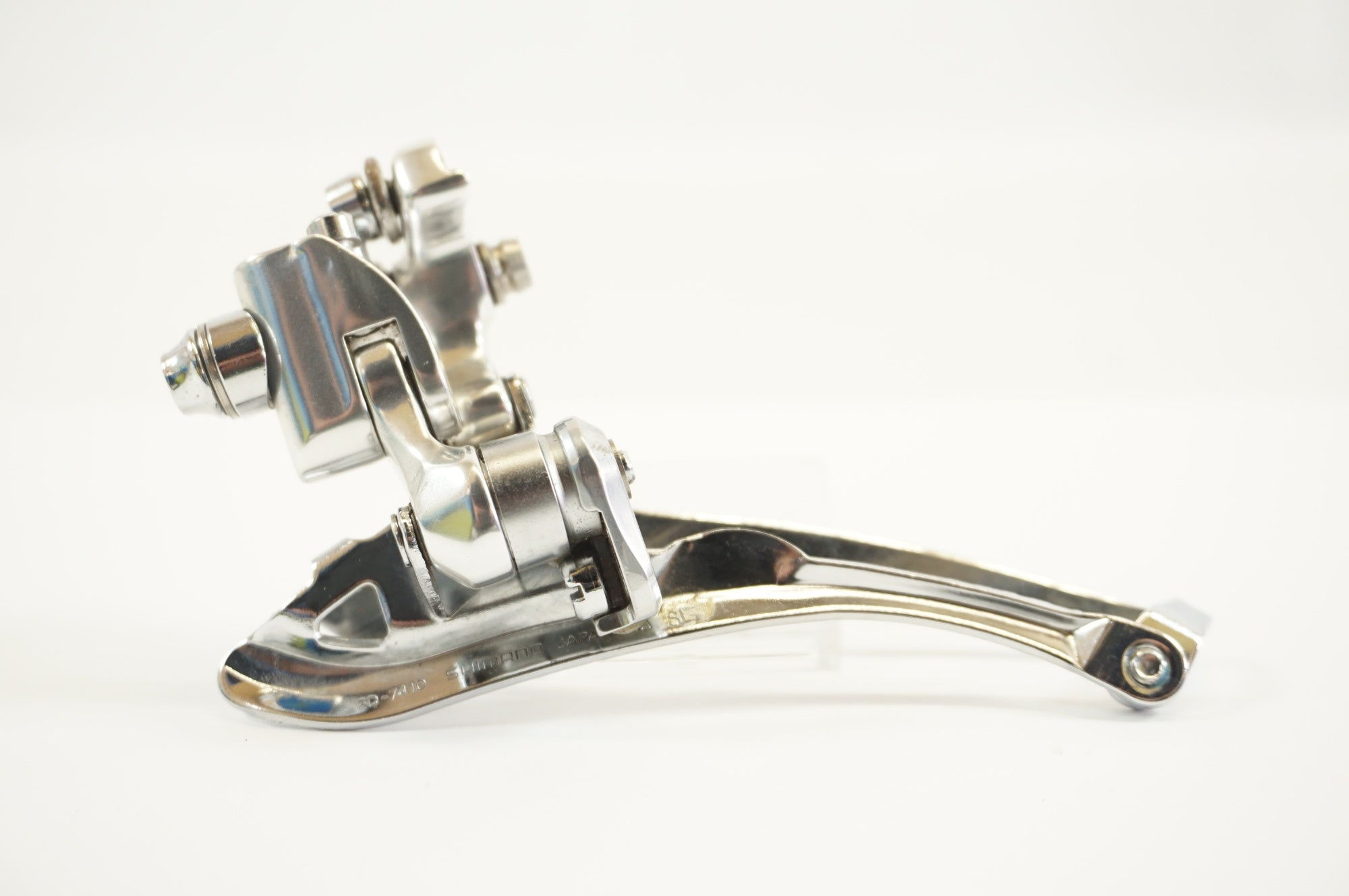 シマノ　DURA-ACE フロントディレイラー 日本製 Amazon.co.jp: SHIMANO(シマノ) DURA-ACE デュラエース R9100