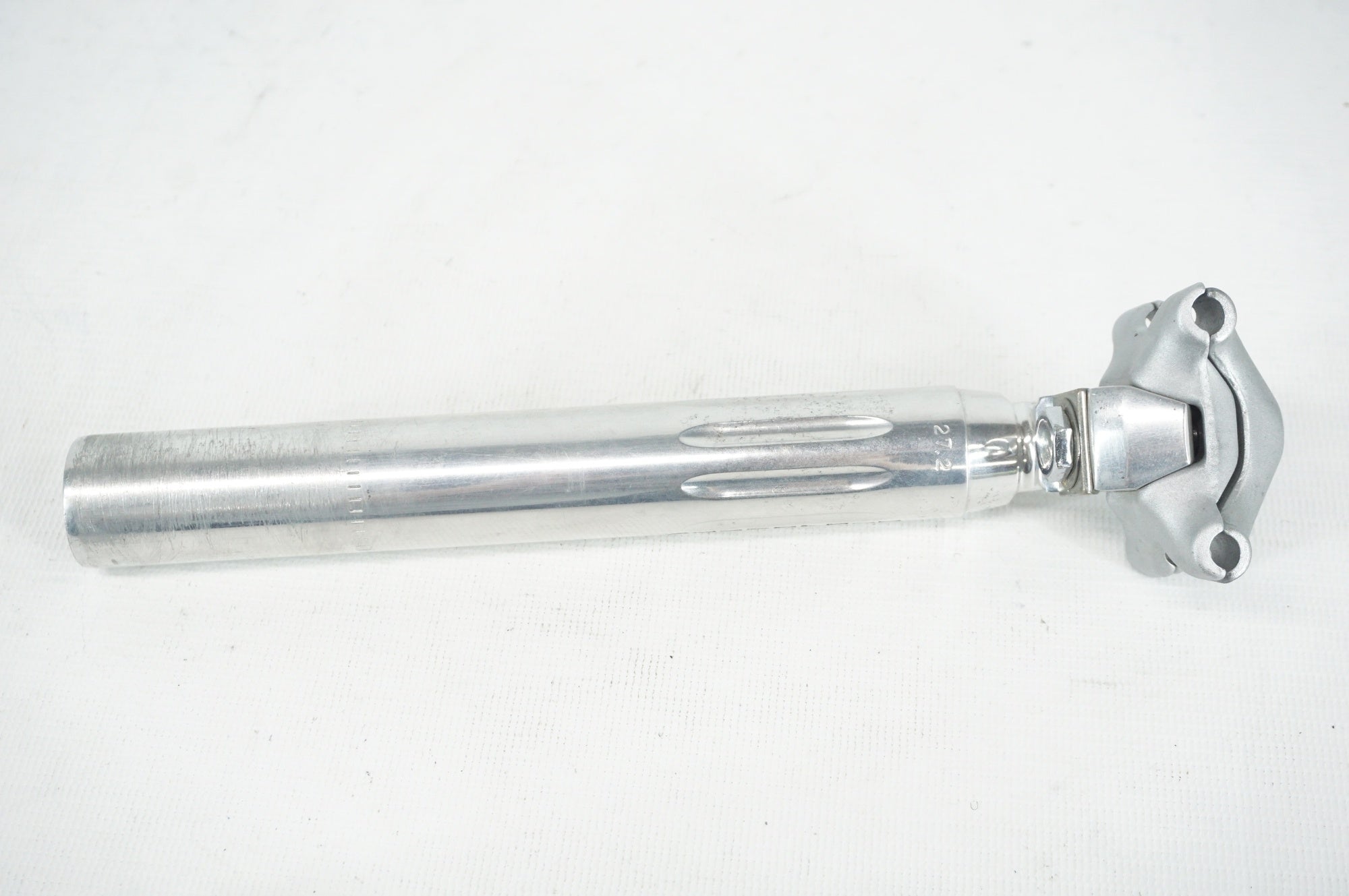 CAMPAGNOLO 「カンパニョーロ」 SUPER RECORD PINARELLO Φ27.2 215mm シートポスト / 阪急塚口店