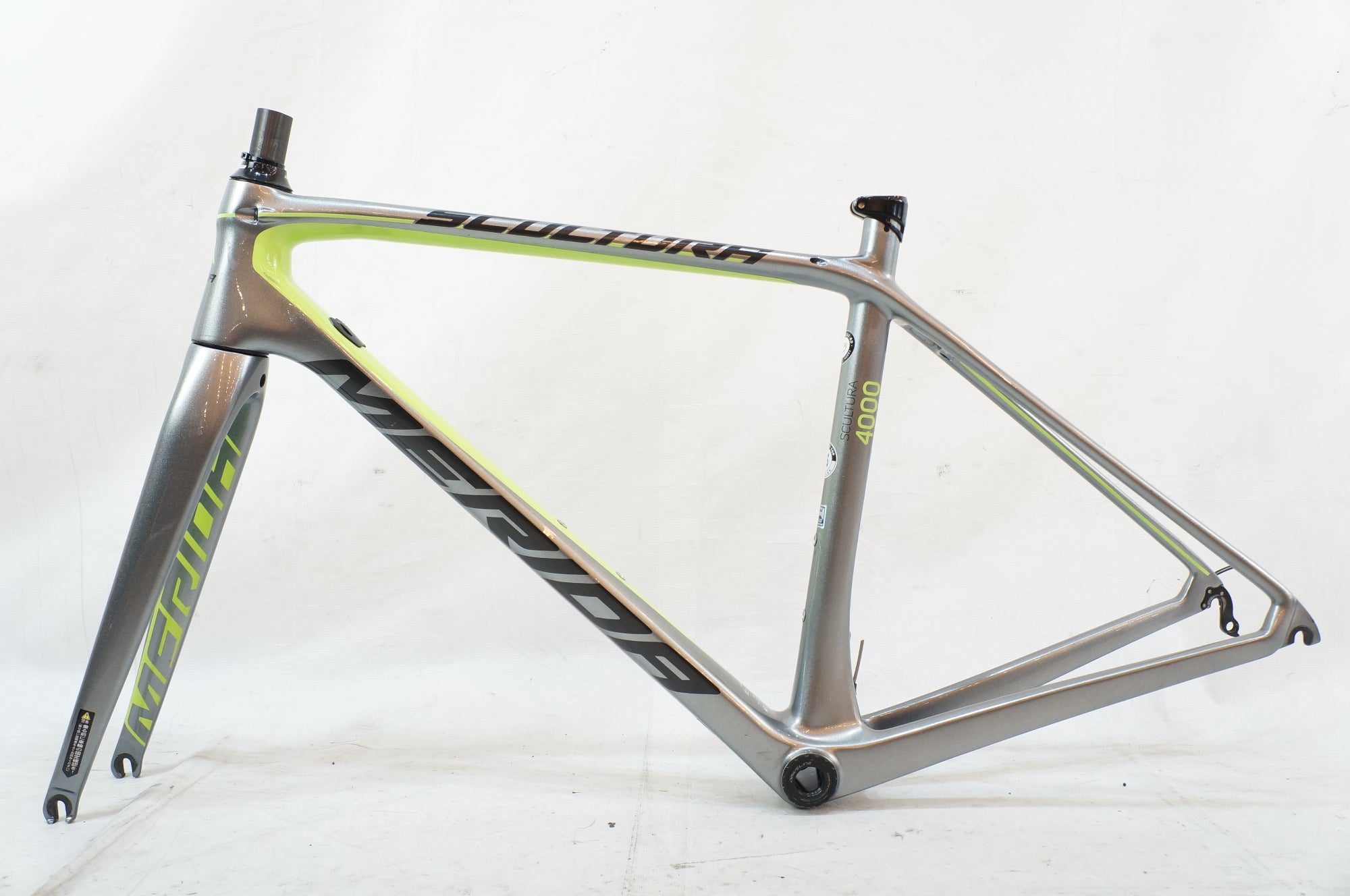 MERIDA 「メリダ」 SCULTURA 4000 2017年モデル フレームセット / バイチャリ浦和ベース