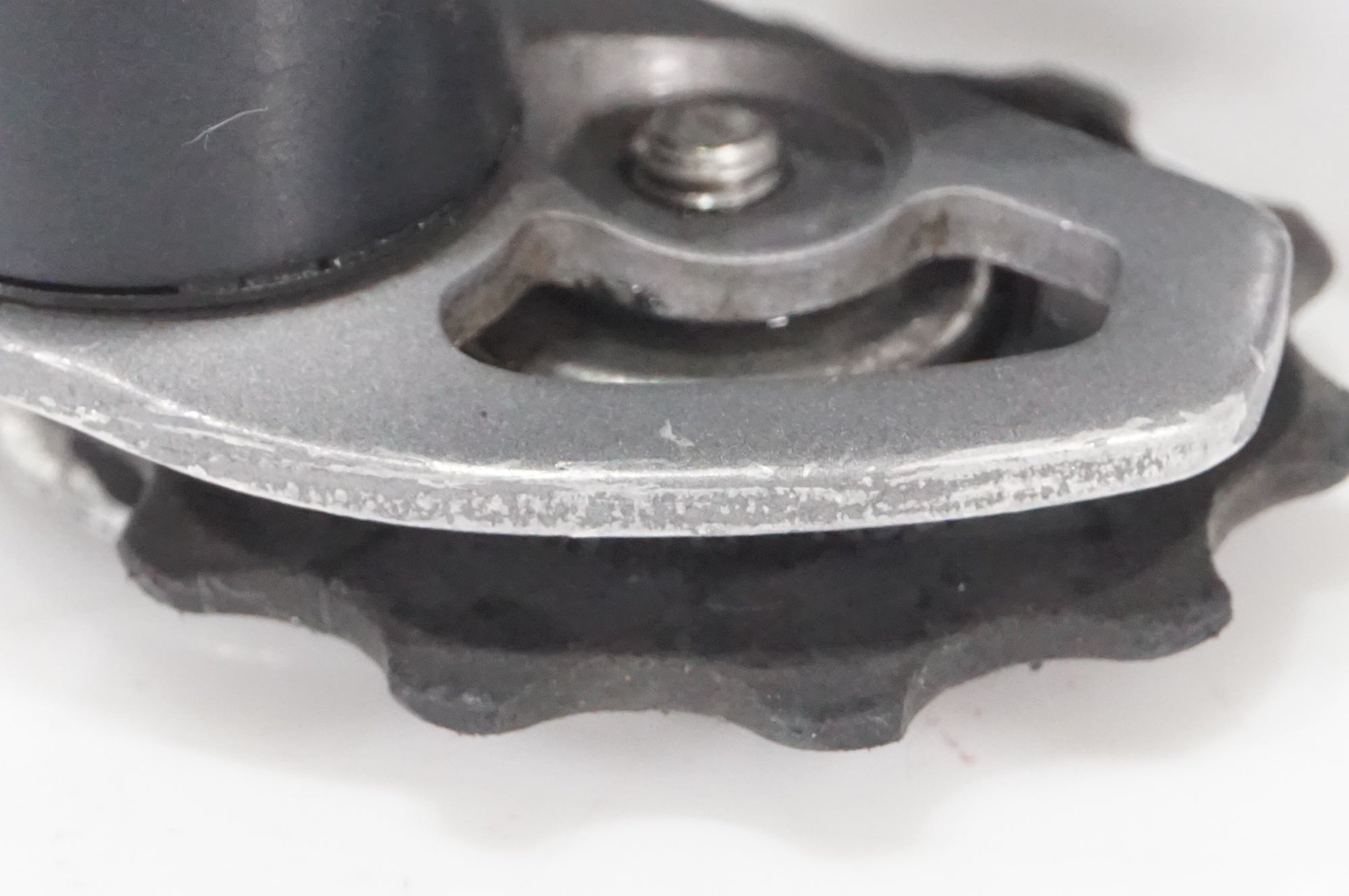 SHIMANO 「シマノ」 105 RD-5700 リアディレイラー / AKIBA店