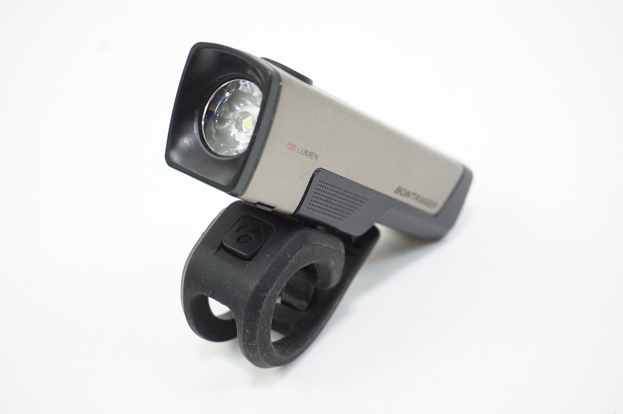 BONTRAGER 「ボントレガー」 ION COMP R 700LUMEN フロントライト / 中目黒店