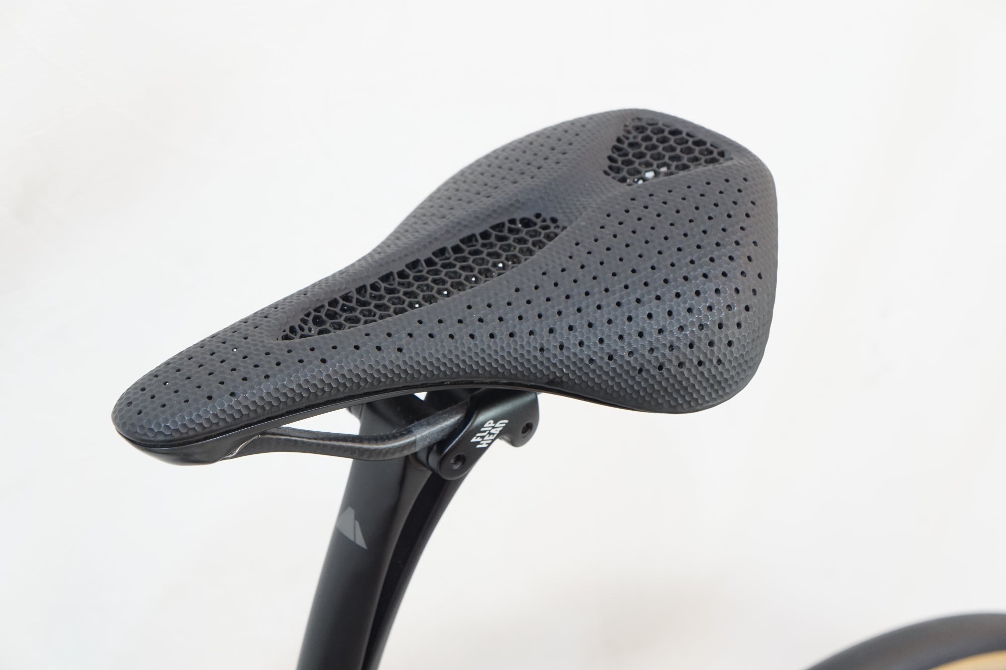 CANYON 「キャニオン」 ENDURACE CF7 ALL ROAD 2023年モデル ロードバイク / バイチャリ浦和ベース