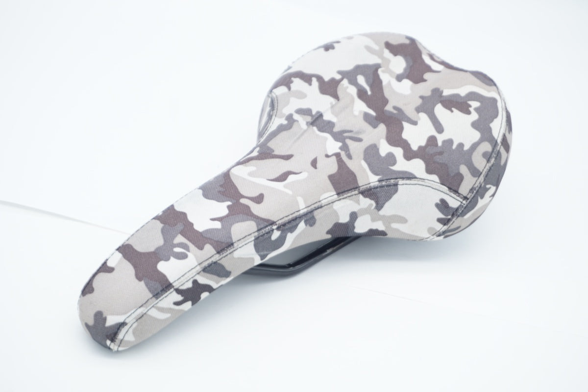 VELO 「ベロ」 サドル / 滋賀大津店